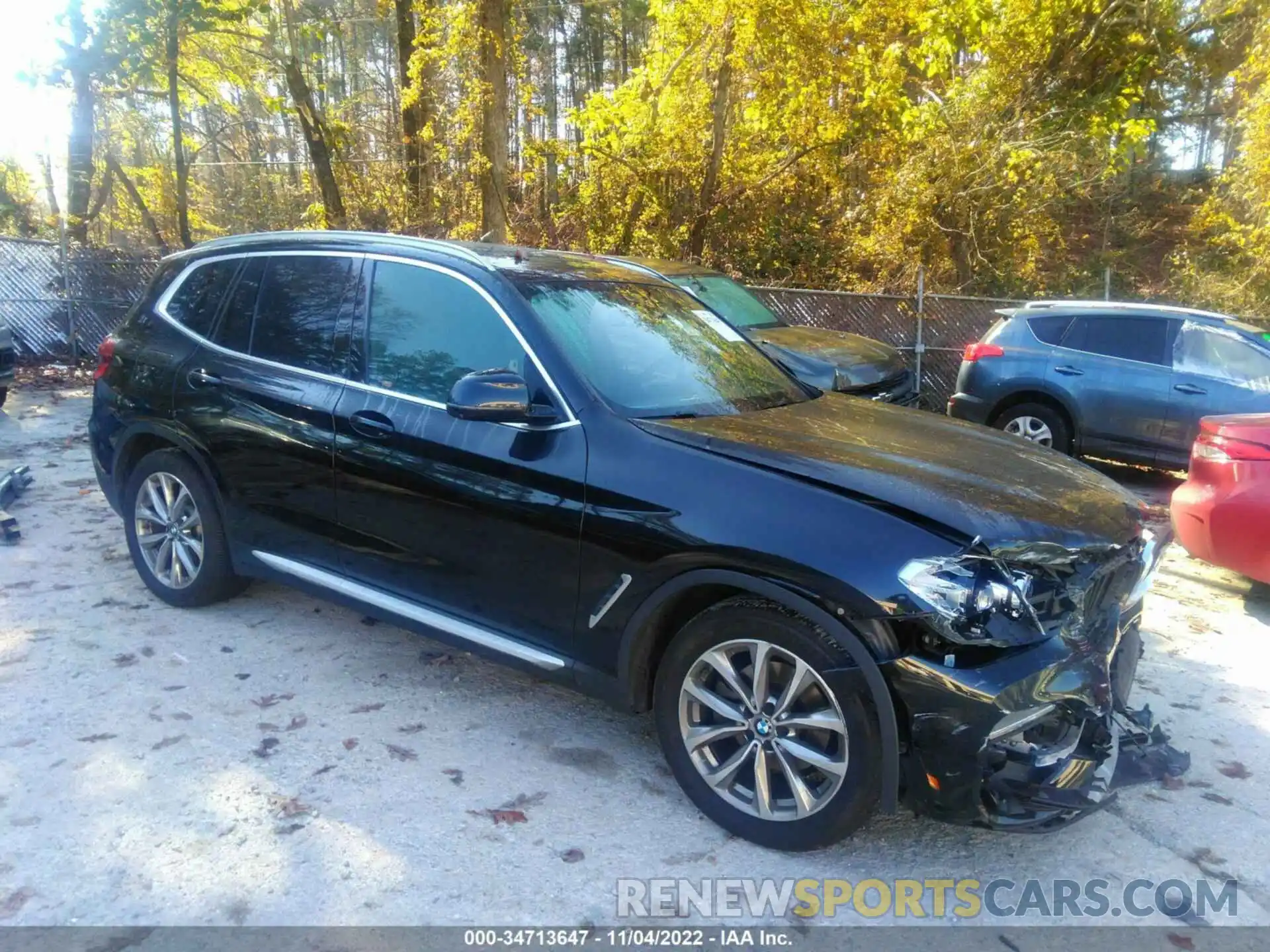 1 Photograph of a damaged car 5UXTR7C55KLE96208 BMW X3 2019