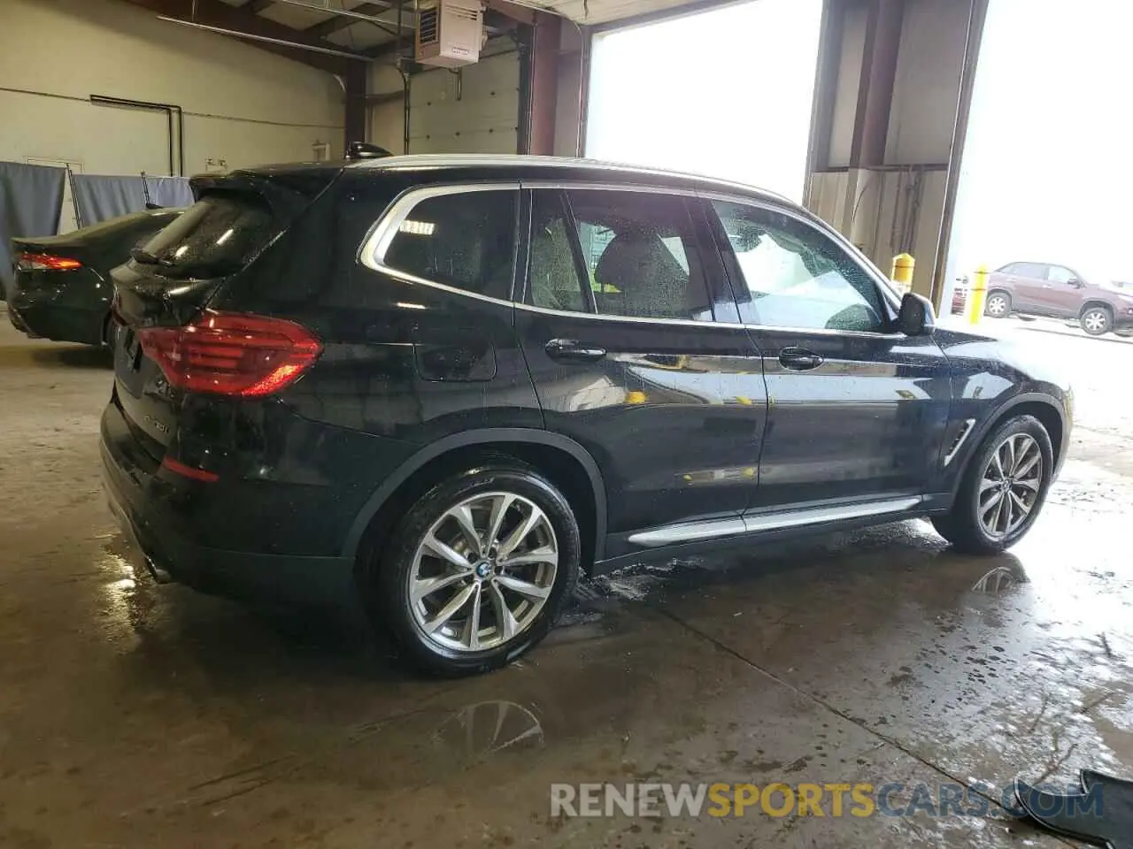 3 Photograph of a damaged car 5UXTR7C55KLF25724 BMW X3 2019