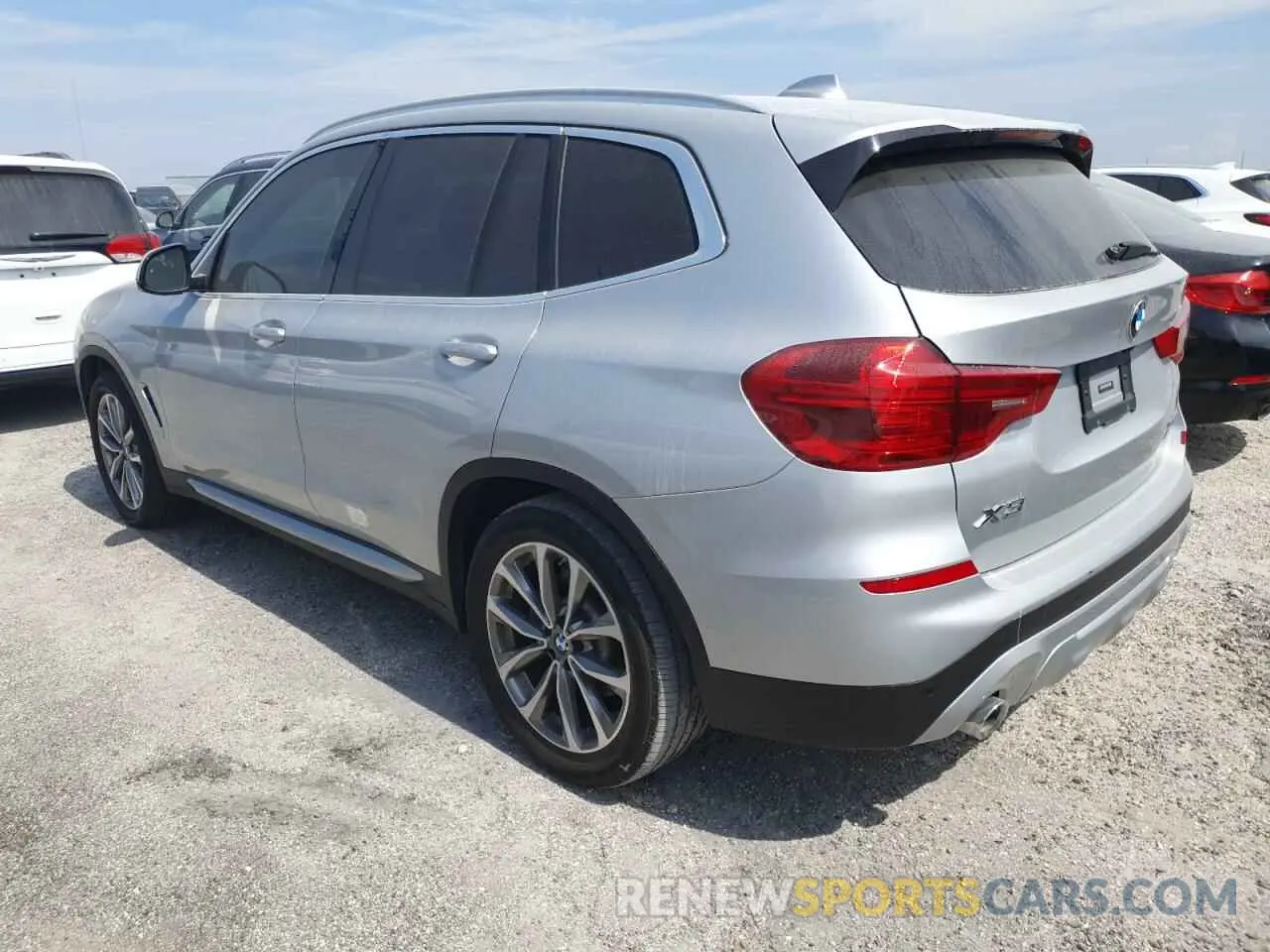 2 Photograph of a damaged car 5UXTR7C55KLF30387 BMW X3 2019