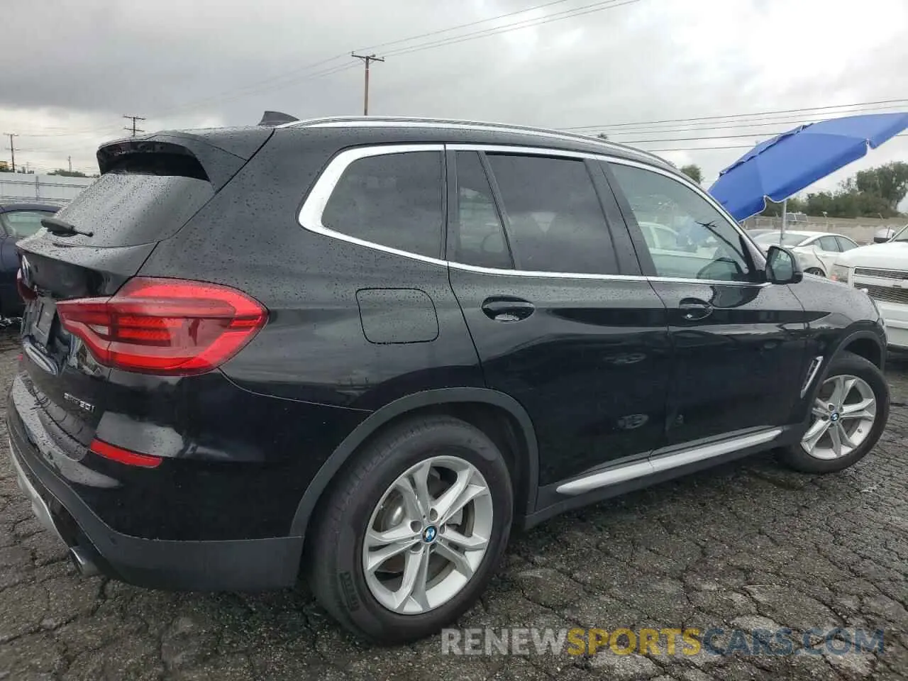 3 Photograph of a damaged car 5UXTR7C55KLR44556 BMW X3 2019