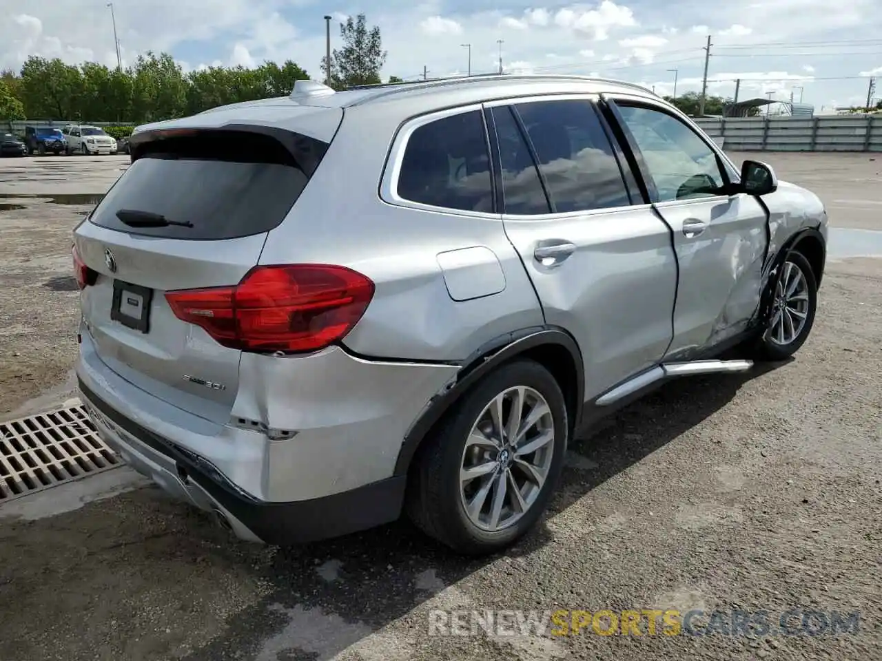 4 Photograph of a damaged car 5UXTR7C55KLR45982 BMW X3 2019