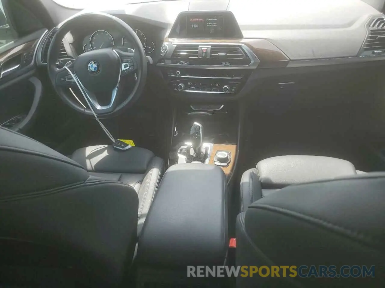 8 Photograph of a damaged car 5UXTR7C55KLR49045 BMW X3 2019