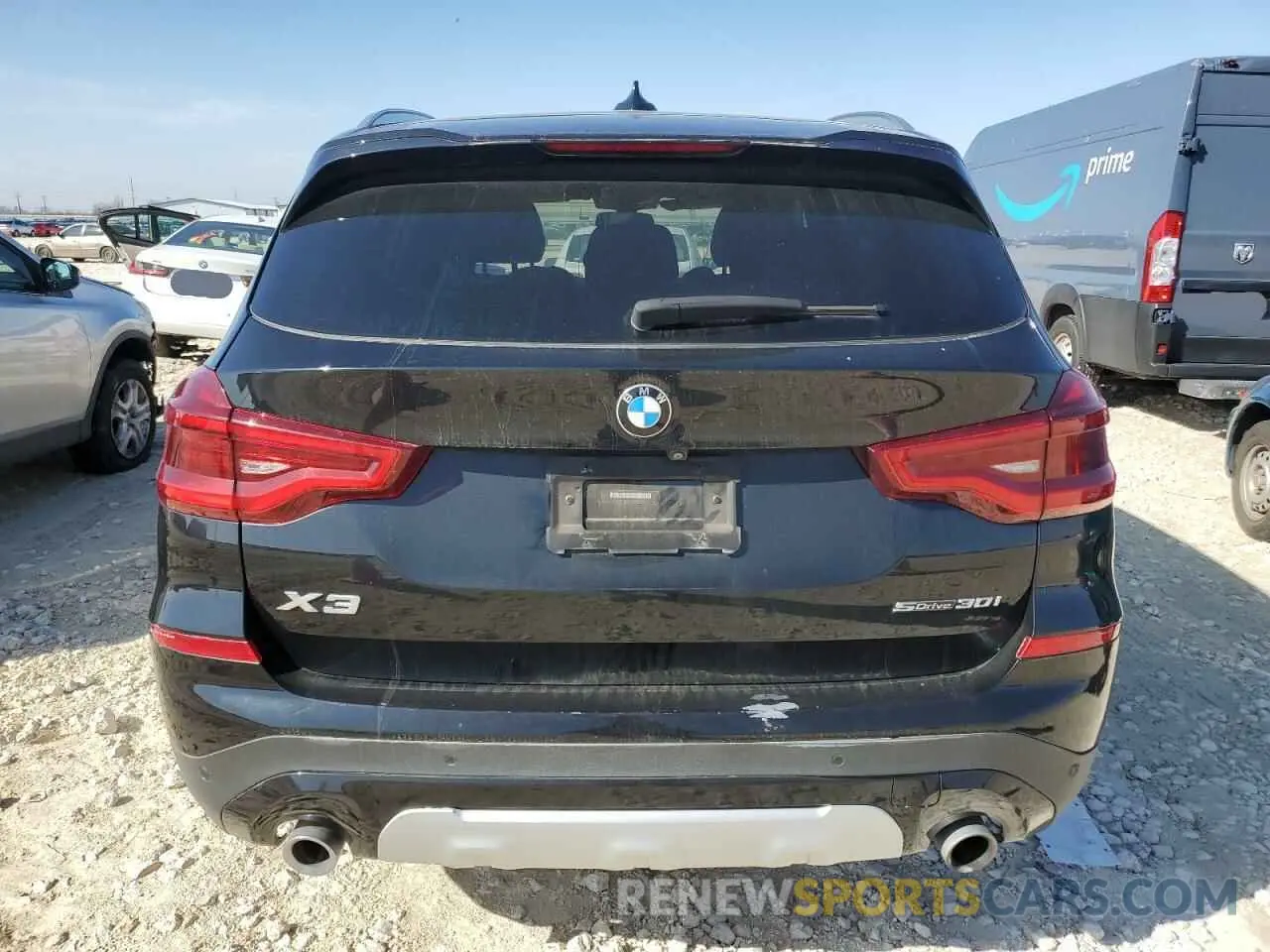 6 Photograph of a damaged car 5UXTR7C55KLR50051 BMW X3 2019