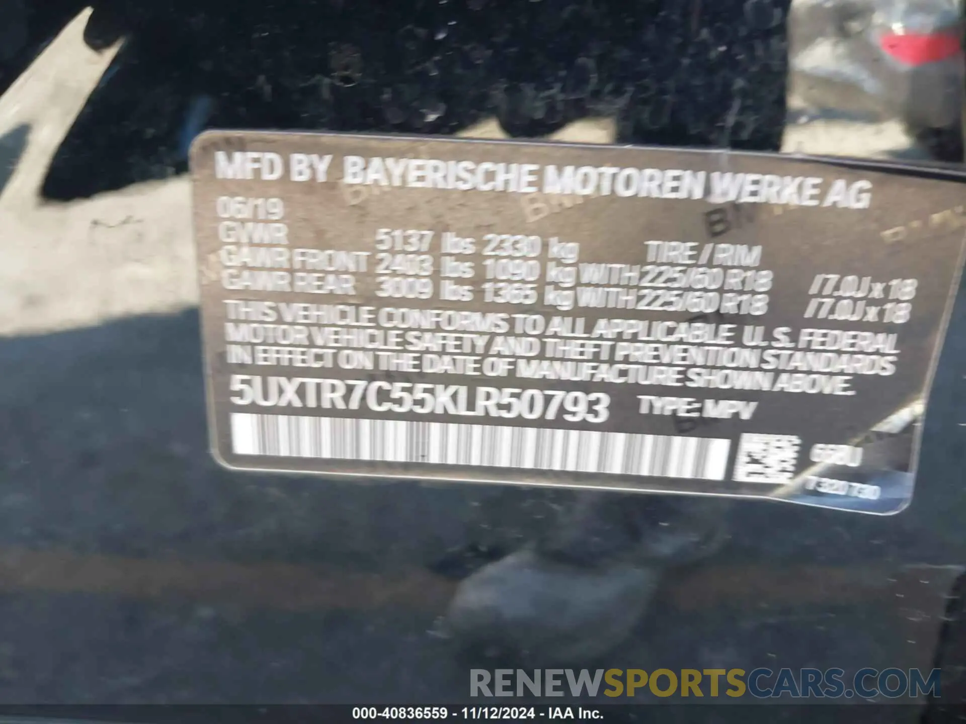 9 Photograph of a damaged car 5UXTR7C55KLR50793 BMW X3 2019