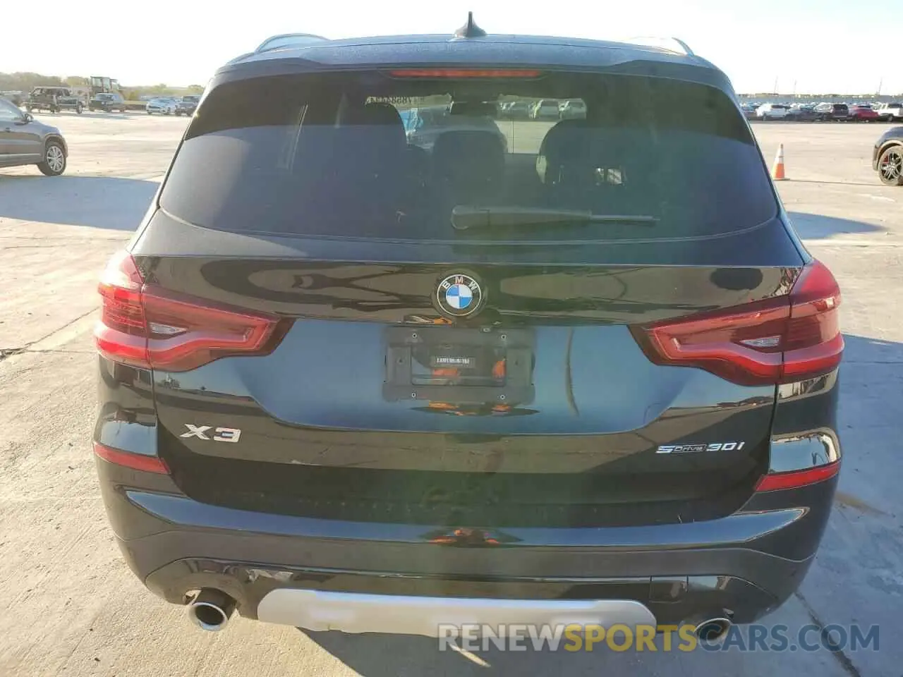 6 Photograph of a damaged car 5UXTR7C56KLE94886 BMW X3 2019