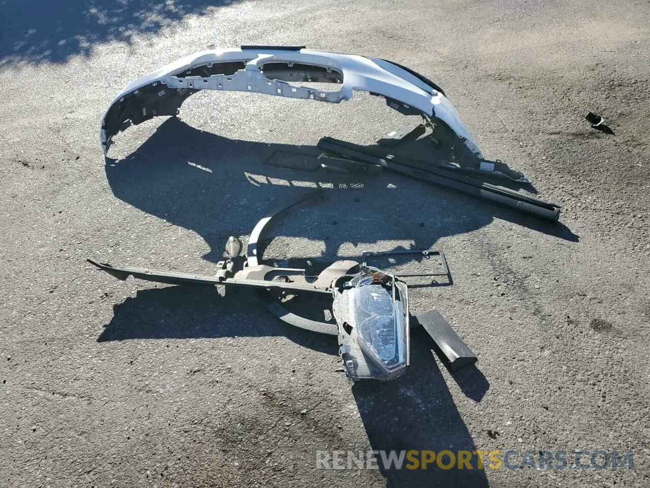 13 Photograph of a damaged car 5UXTR7C56KLE96167 BMW X3 2019