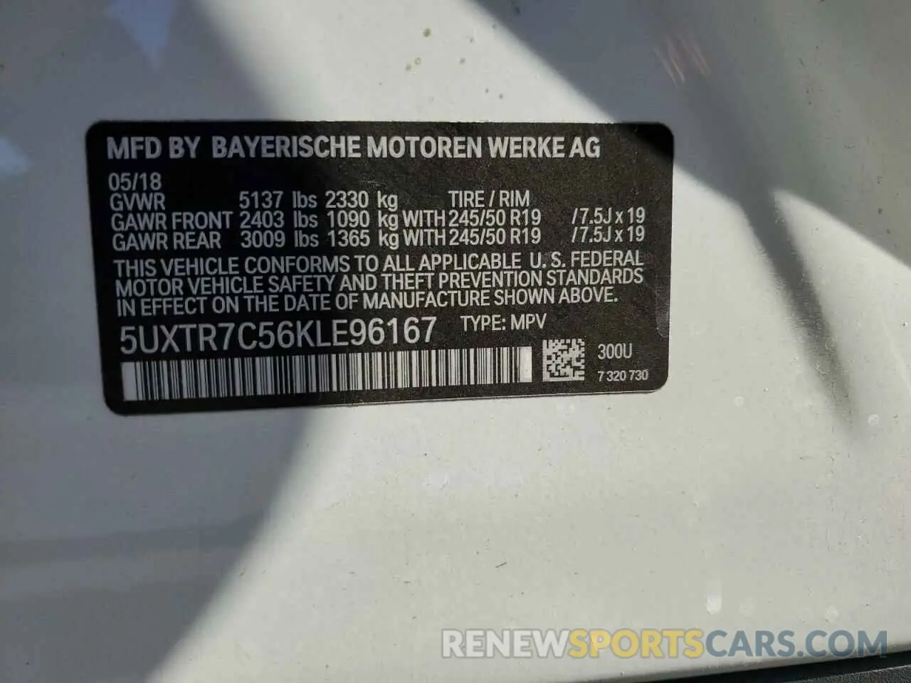 14 Photograph of a damaged car 5UXTR7C56KLE96167 BMW X3 2019