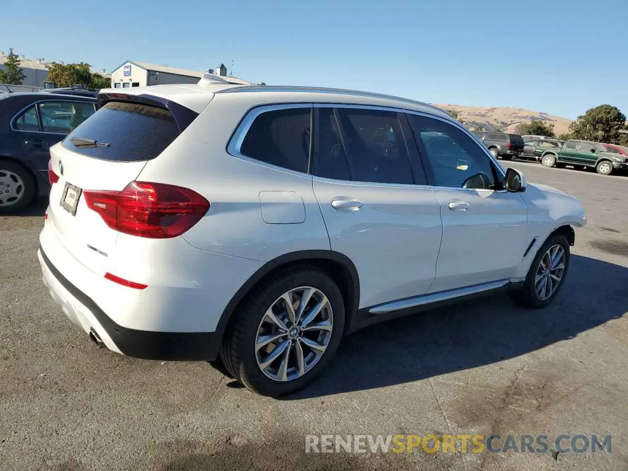 3 Photograph of a damaged car 5UXTR7C56KLE96167 BMW X3 2019