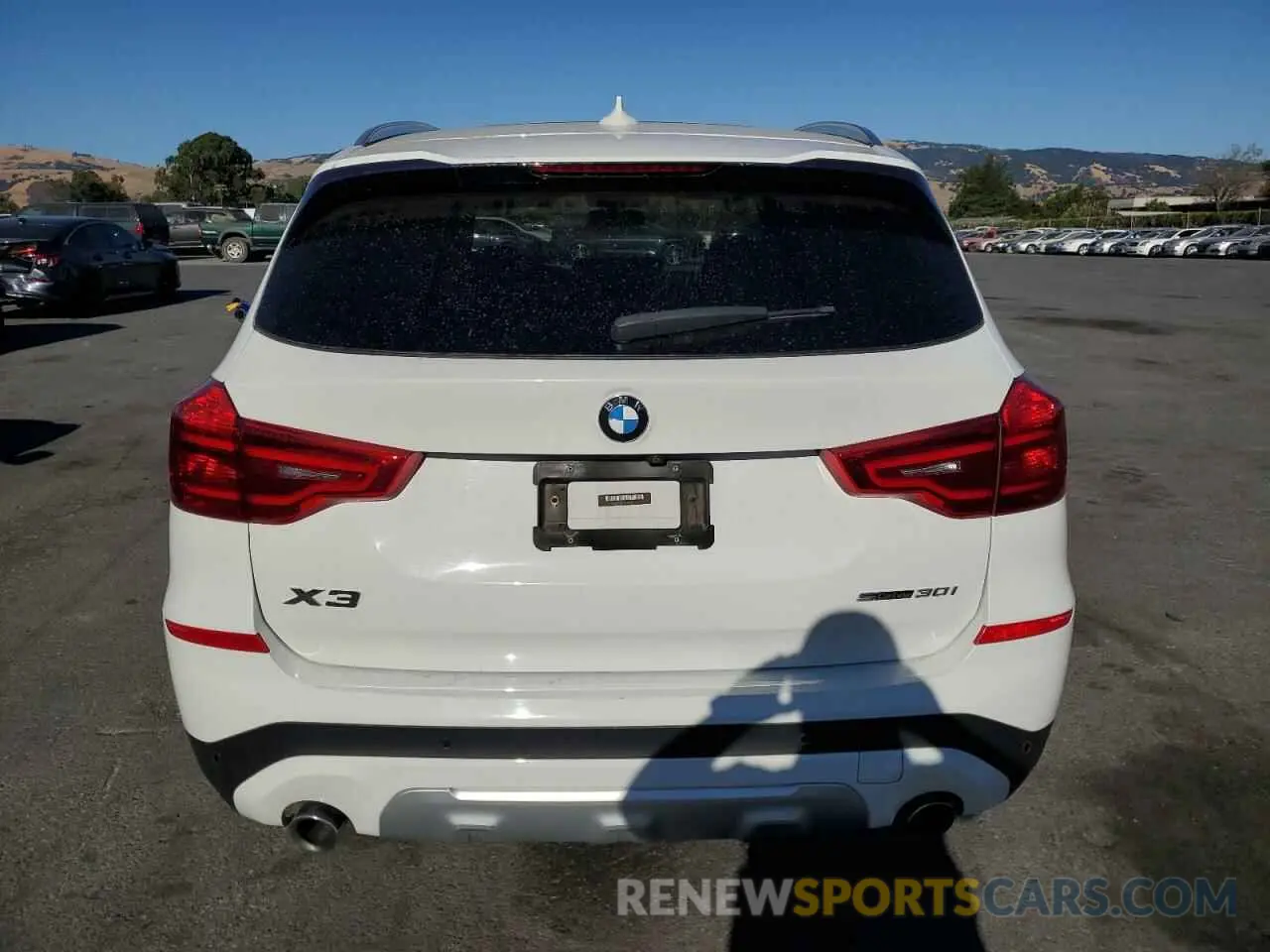 6 Photograph of a damaged car 5UXTR7C56KLE96167 BMW X3 2019