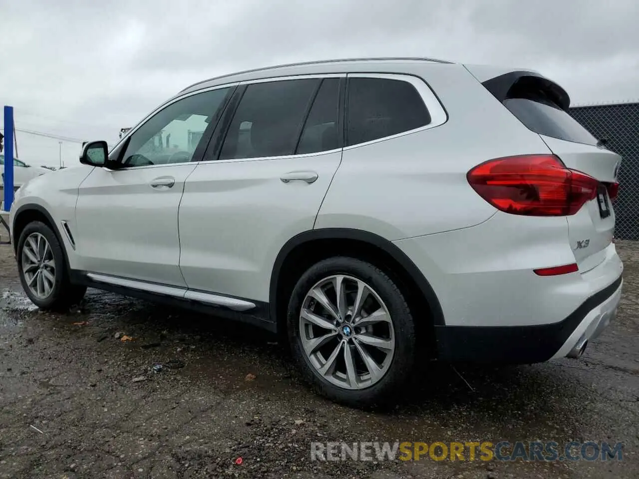 2 Photograph of a damaged car 5UXTR7C56KLE98503 BMW X3 2019