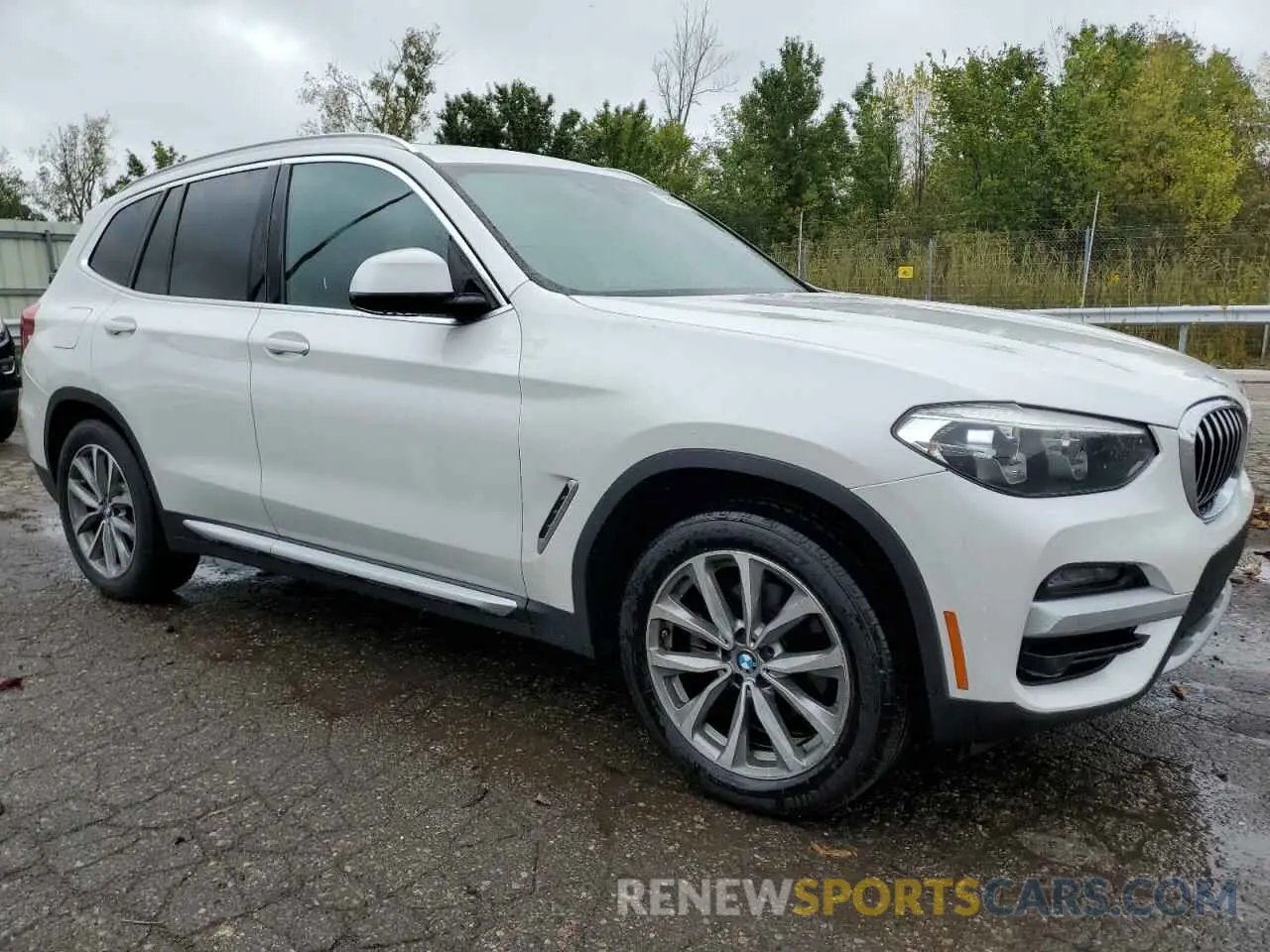 4 Photograph of a damaged car 5UXTR7C56KLE98503 BMW X3 2019