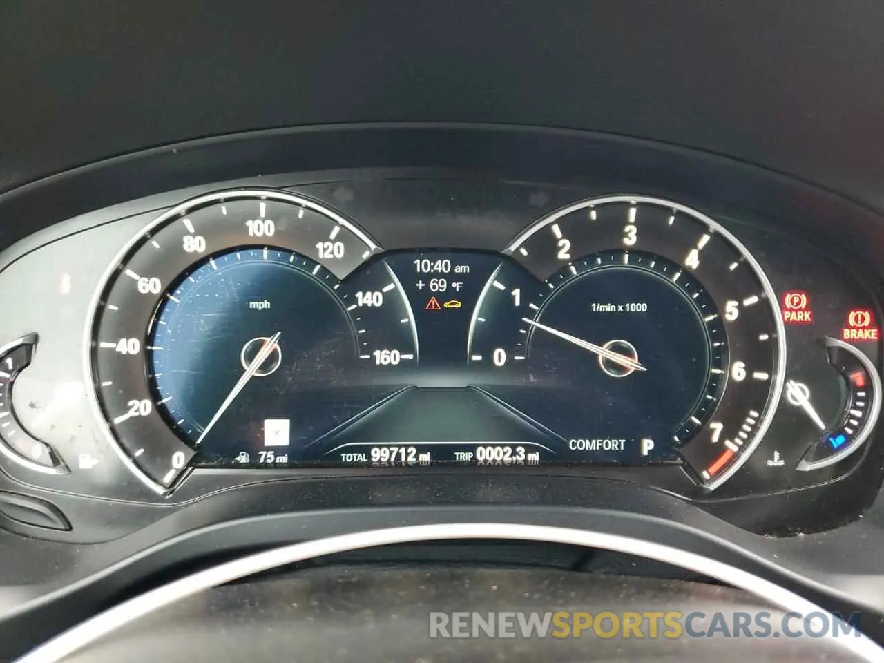 9 Photograph of a damaged car 5UXTR7C56KLE98503 BMW X3 2019