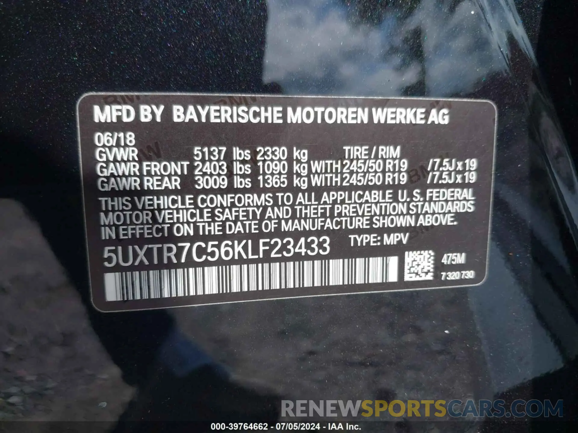 9 Photograph of a damaged car 5UXTR7C56KLF23433 BMW X3 2019