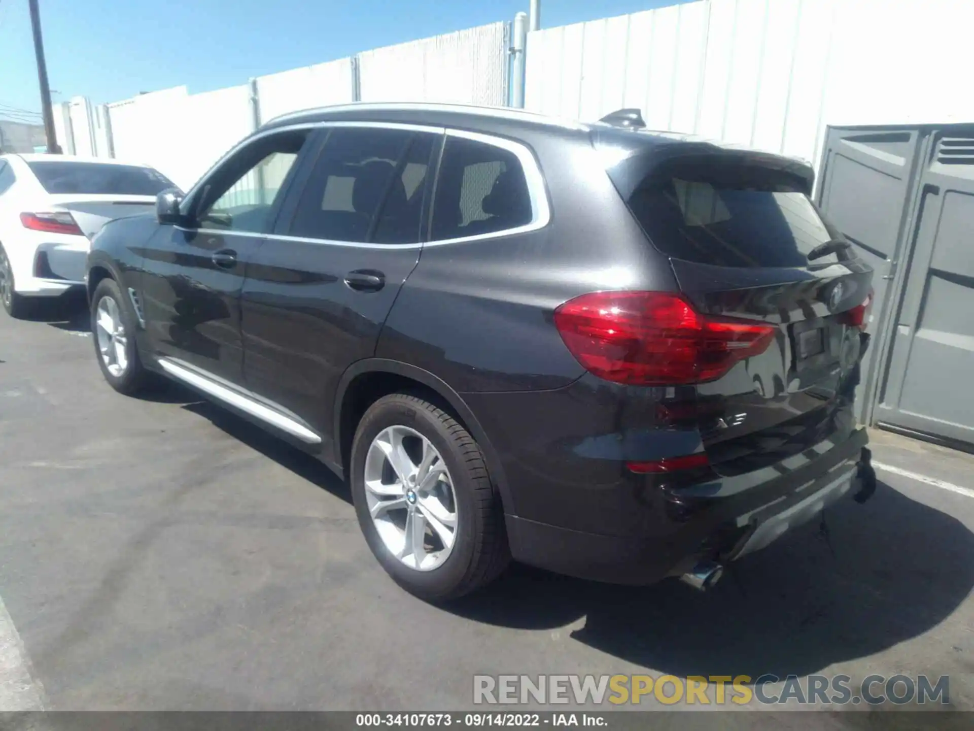 3 Photograph of a damaged car 5UXTR7C56KLF24209 BMW X3 2019