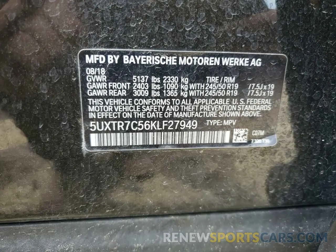 13 Photograph of a damaged car 5UXTR7C56KLF27949 BMW X3 2019
