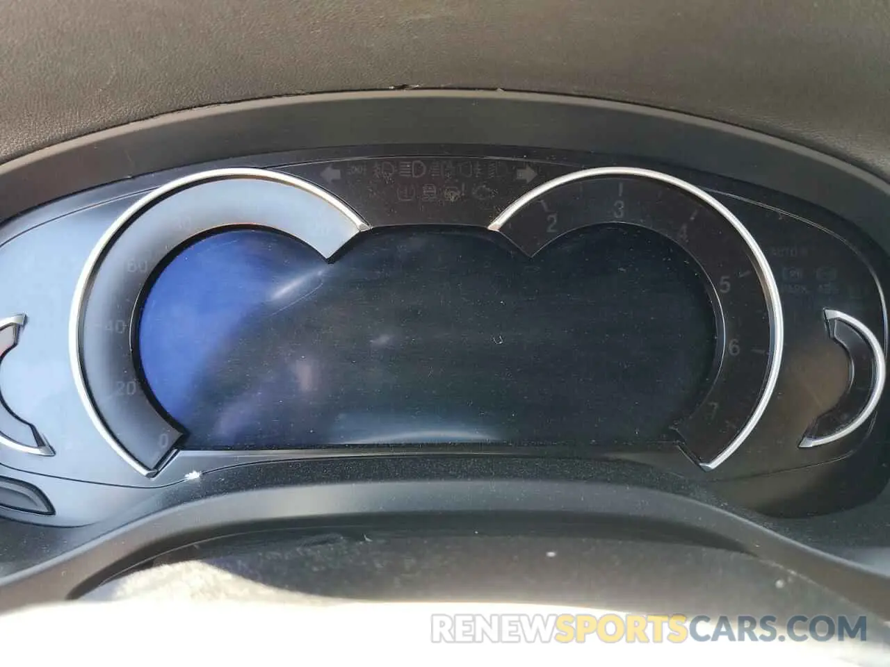 9 Photograph of a damaged car 5UXTR7C56KLF28387 BMW X3 2019