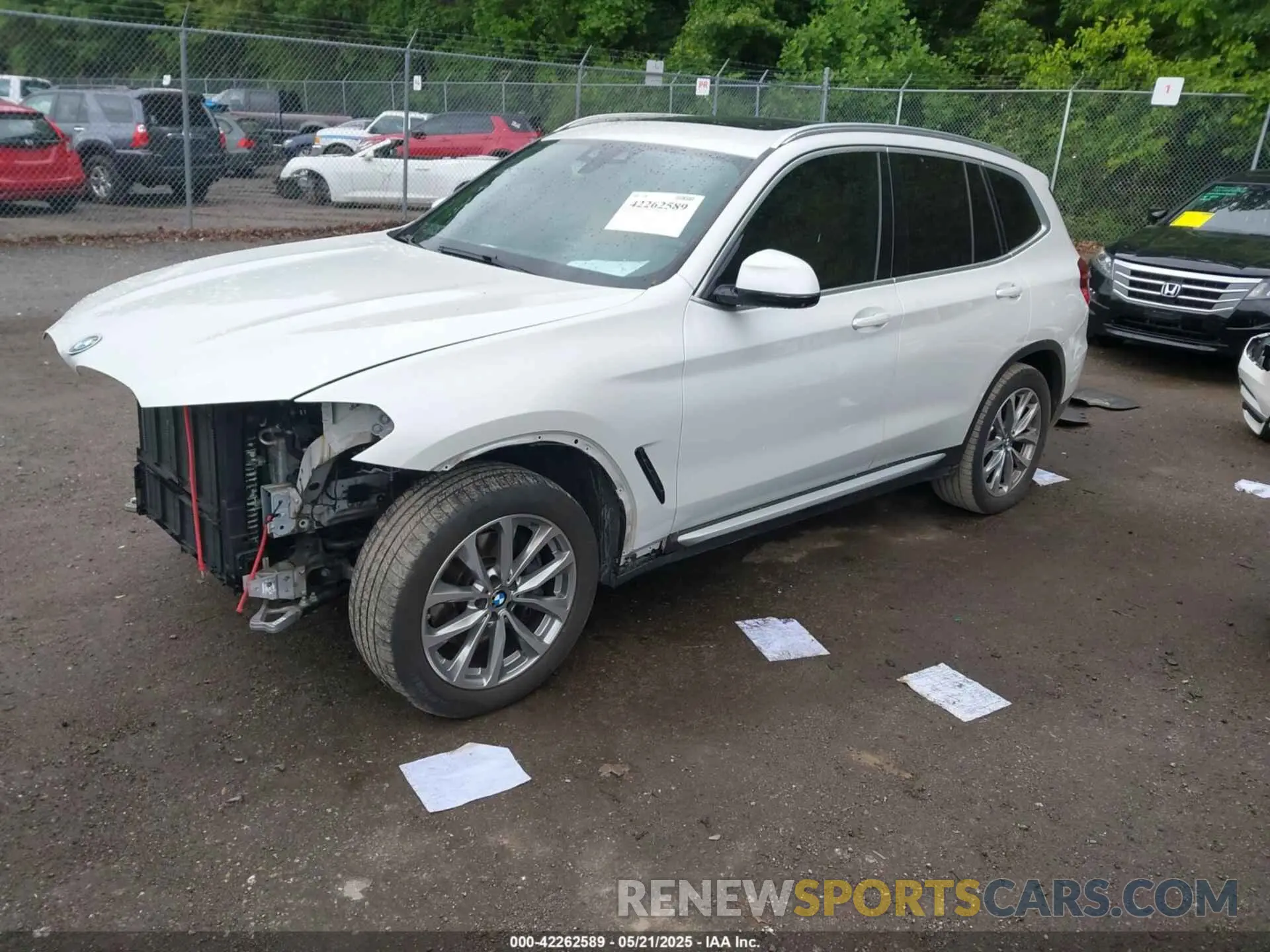 2 Photograph of a damaged car 5UXTR7C56KLR47112 BMW X3 2019