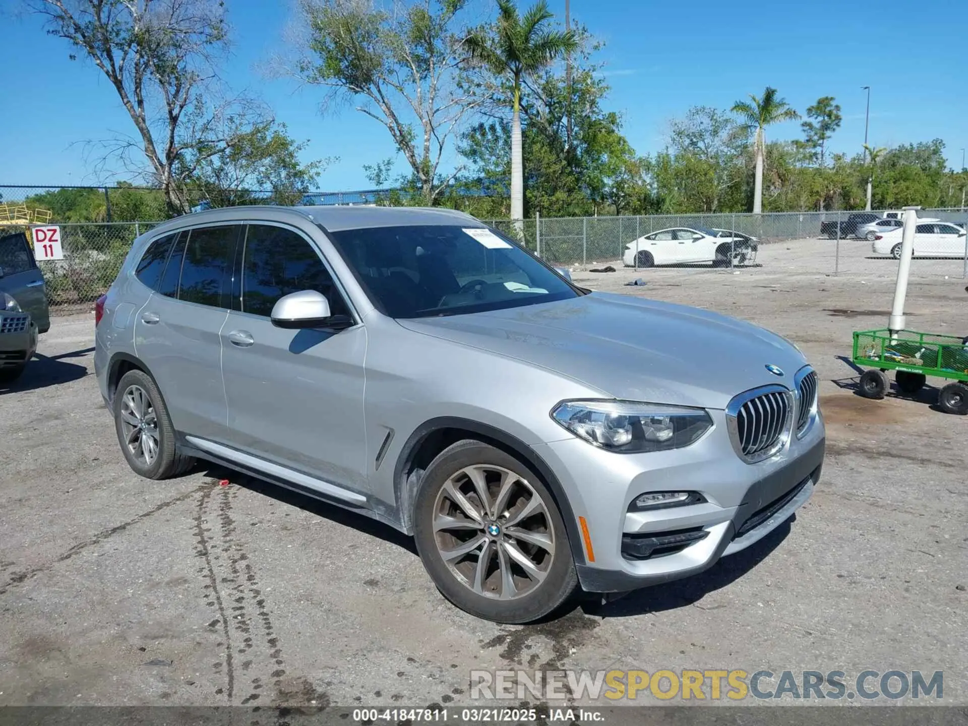 1 Photograph of a damaged car 5UXTR7C56KLR50818 BMW X3 2019