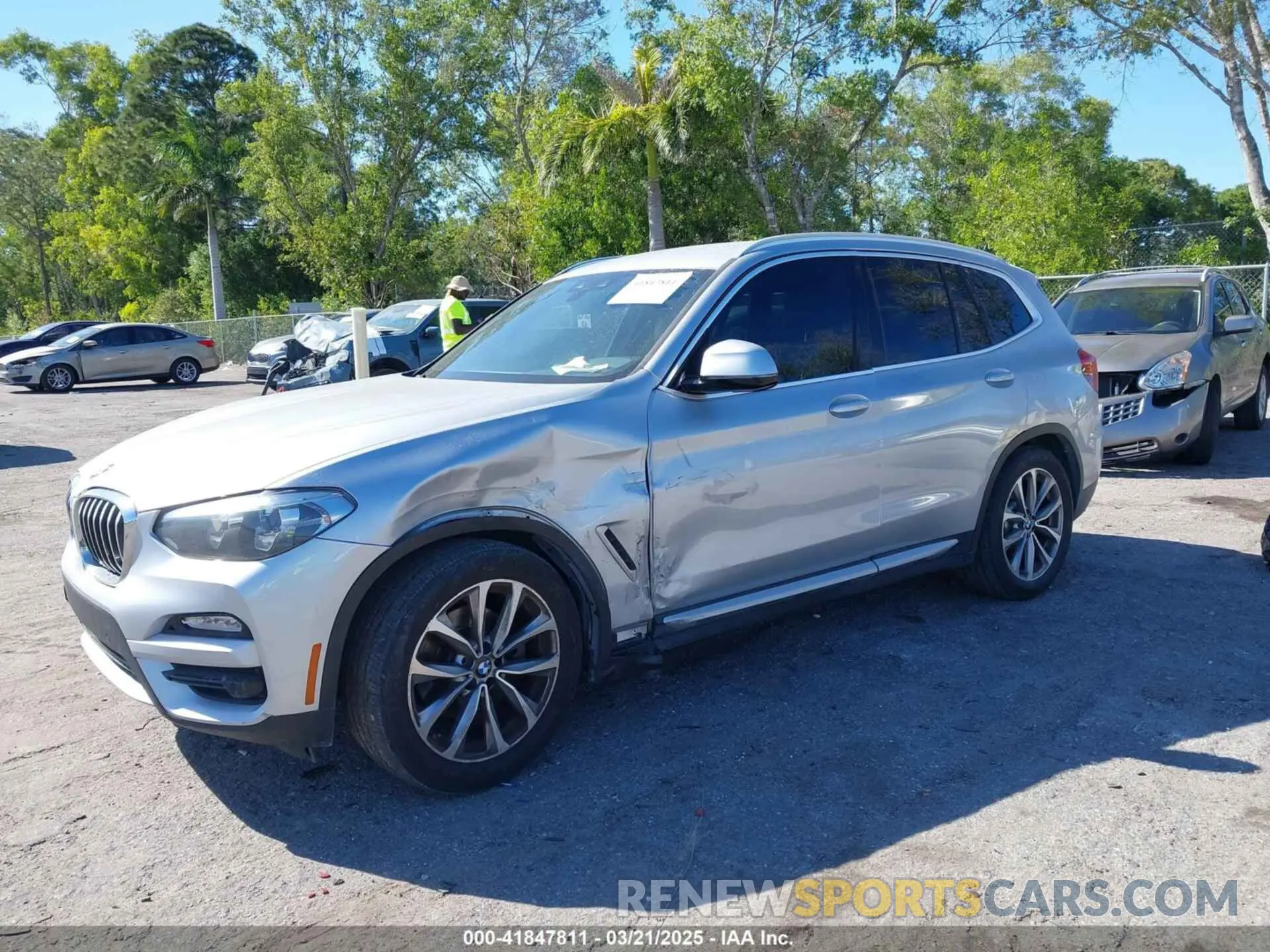 6 Photograph of a damaged car 5UXTR7C56KLR50818 BMW X3 2019