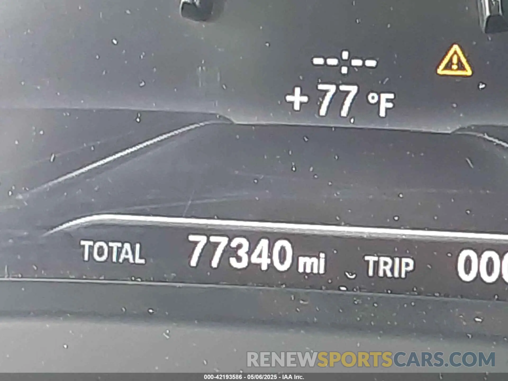 15 Photograph of a damaged car 5UXTR7C56KLR51693 BMW X3 2019