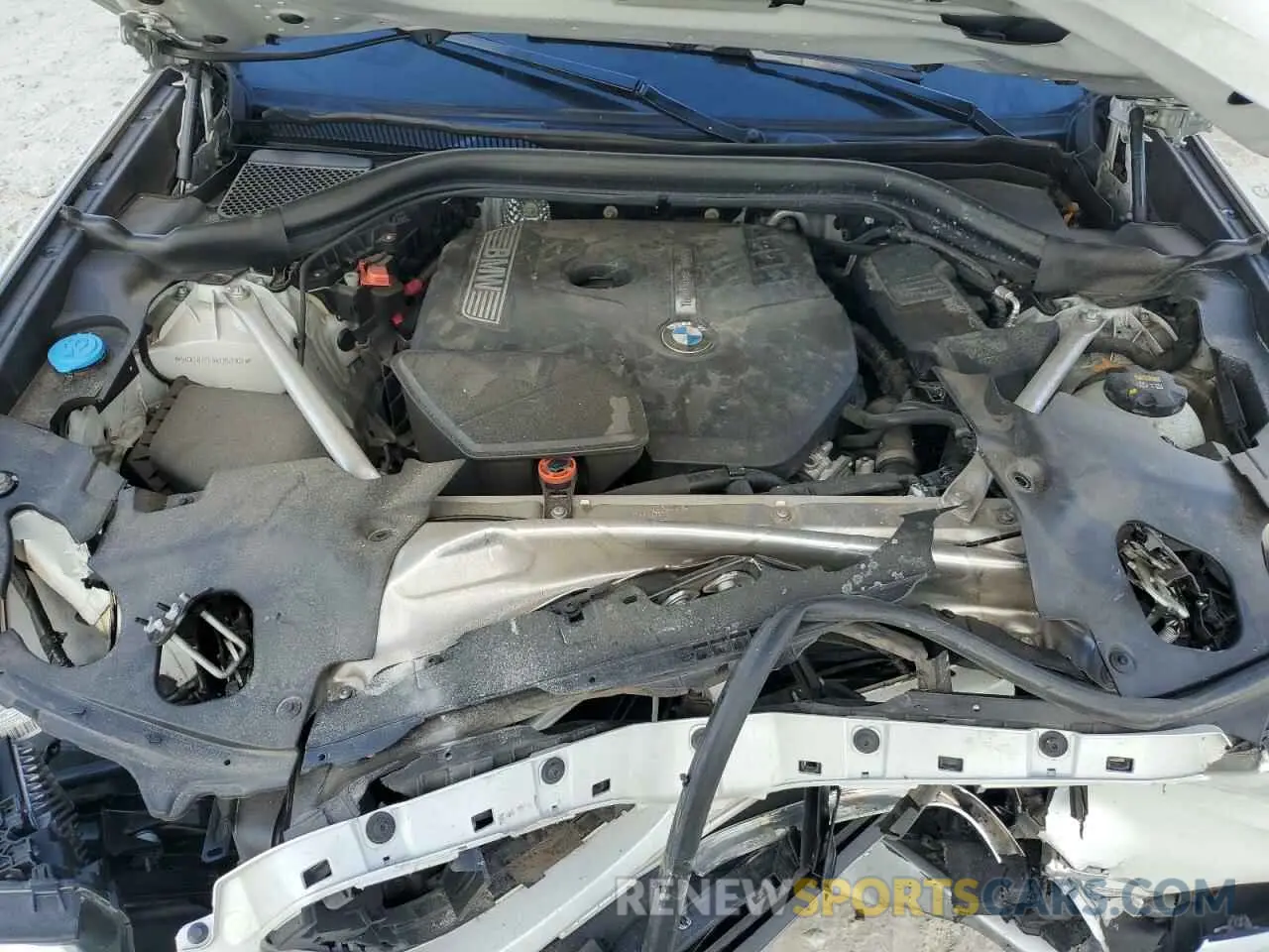 12 Photograph of a damaged car 5UXTR7C56KLR52102 BMW X3 2019