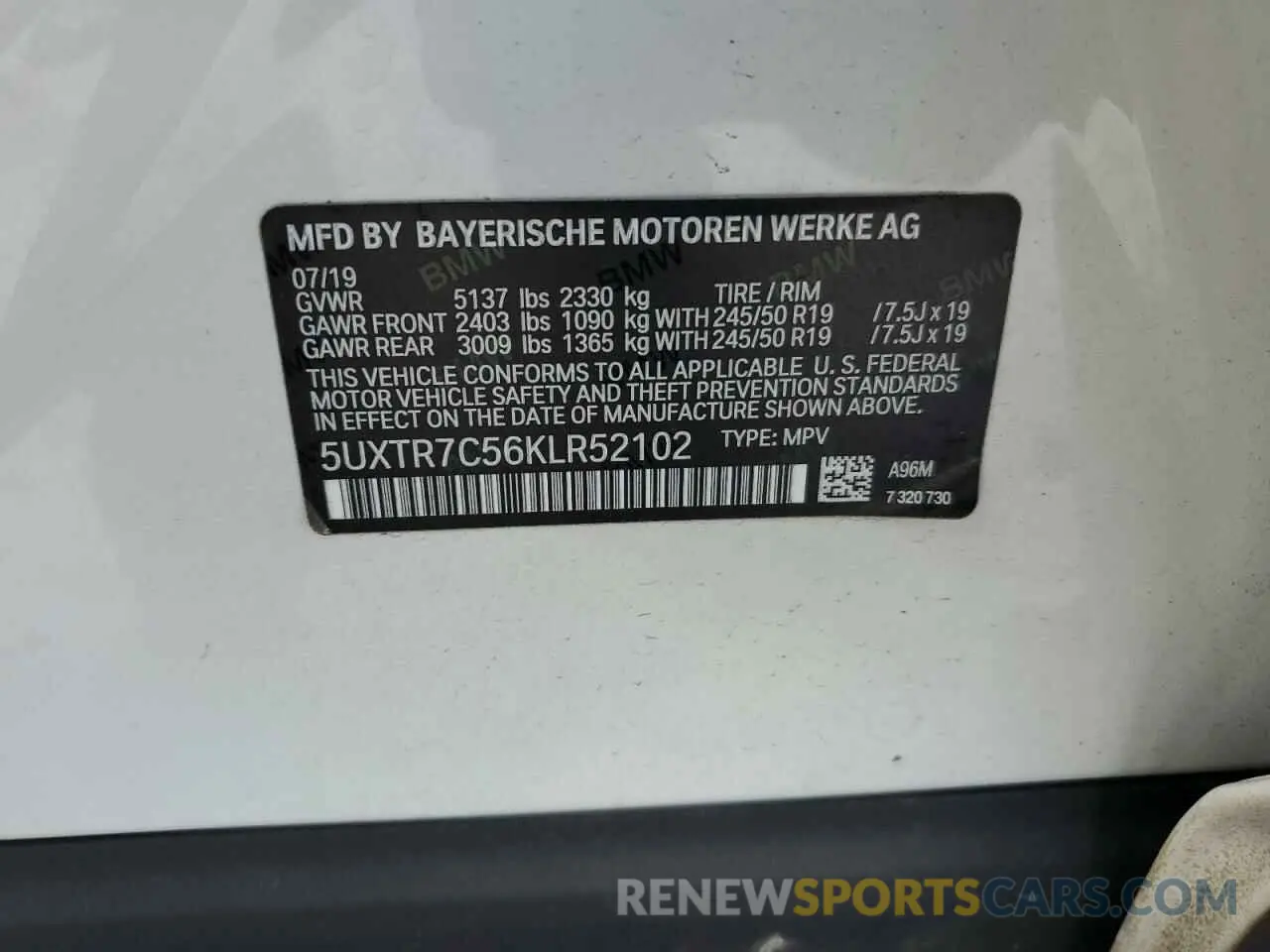 13 Photograph of a damaged car 5UXTR7C56KLR52102 BMW X3 2019