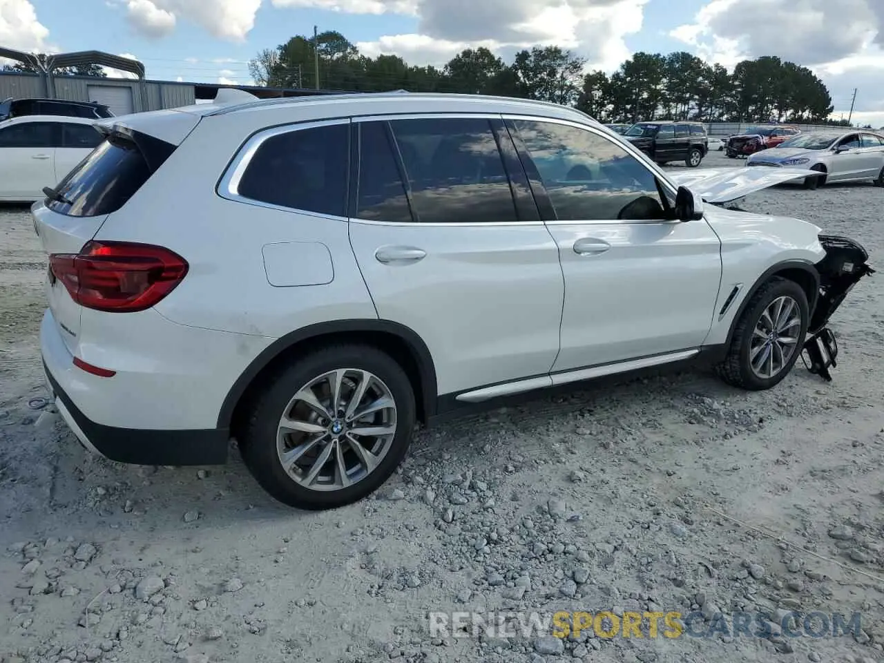 3 Photograph of a damaged car 5UXTR7C56KLR52102 BMW X3 2019