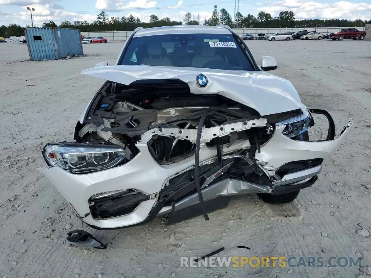 5 Photograph of a damaged car 5UXTR7C56KLR52102 BMW X3 2019