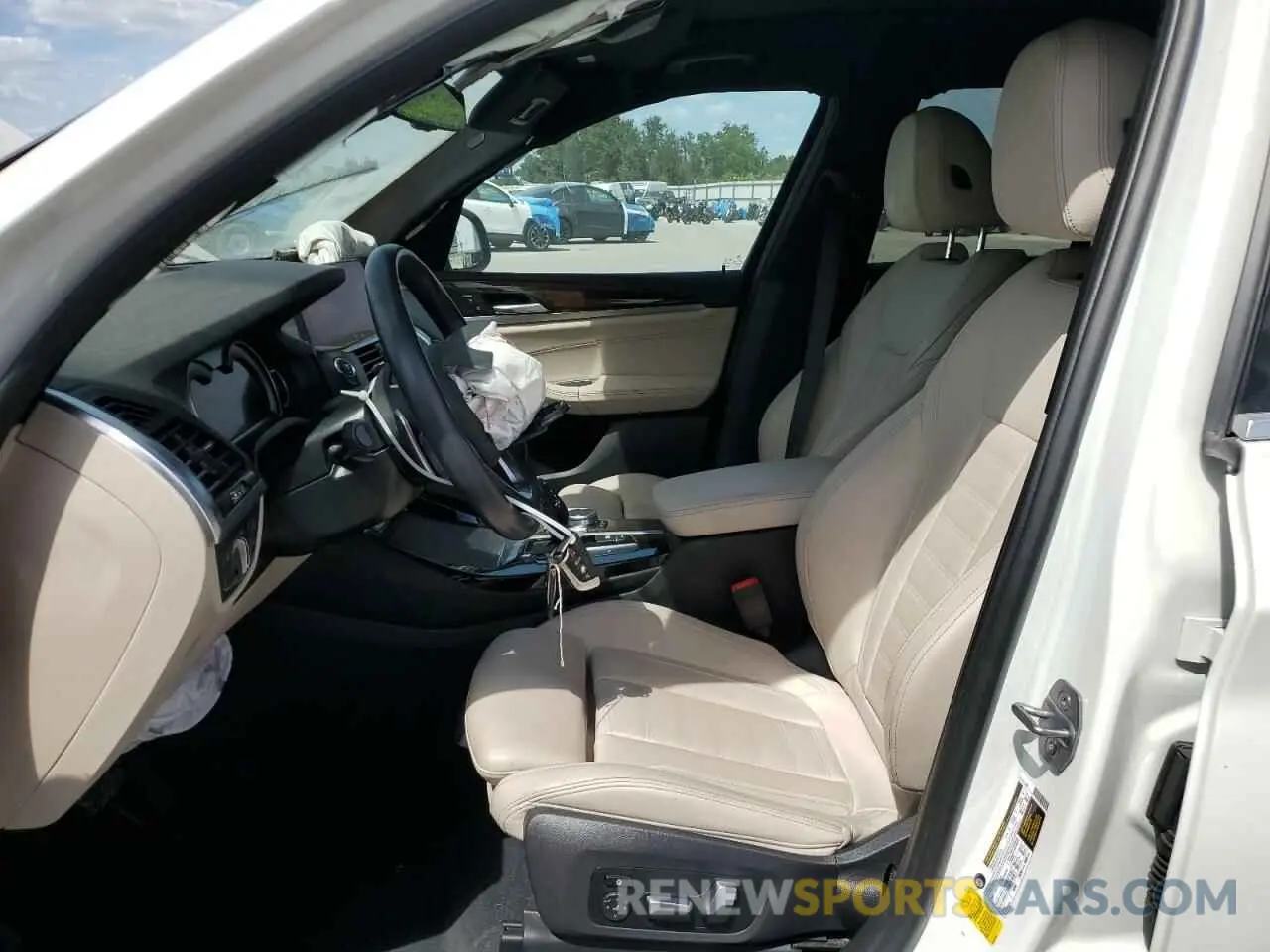 7 Photograph of a damaged car 5UXTR7C56KLR53038 BMW X3 2019