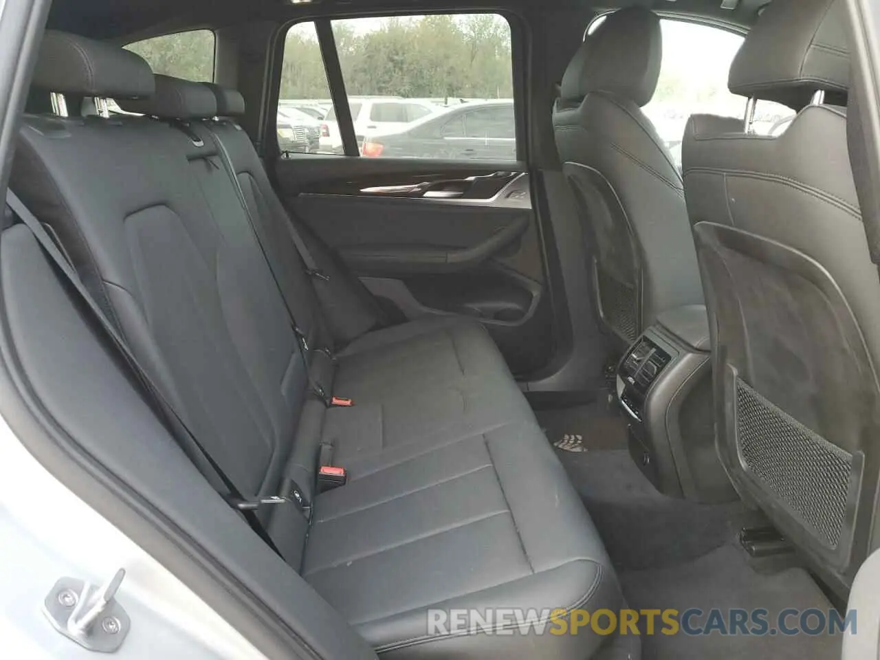 11 Photograph of a damaged car 5UXTR7C57KLE94850 BMW X3 2019