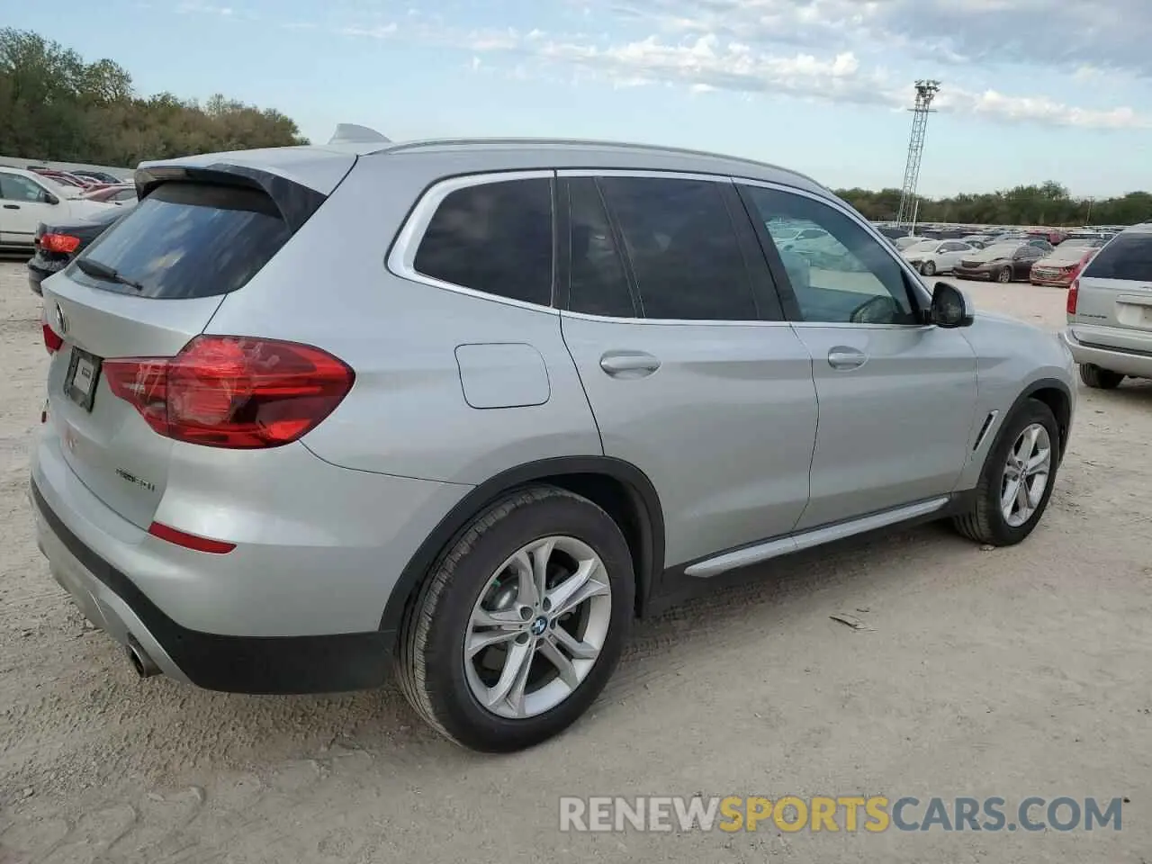 3 Photograph of a damaged car 5UXTR7C57KLE94850 BMW X3 2019
