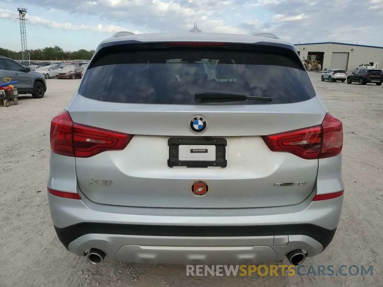 6 Photograph of a damaged car 5UXTR7C57KLE94850 BMW X3 2019