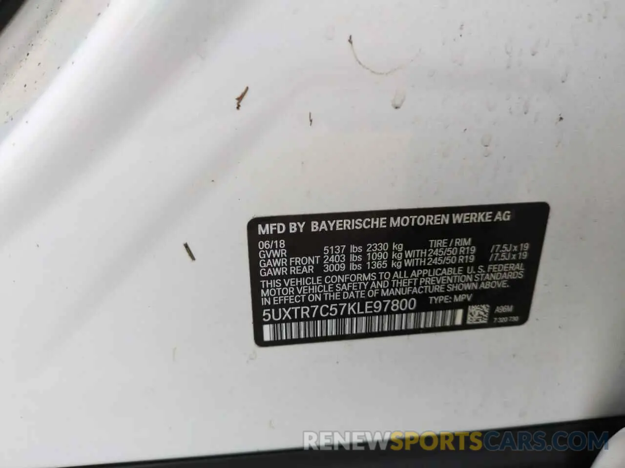 14 Photograph of a damaged car 5UXTR7C57KLE97800 BMW X3 2019