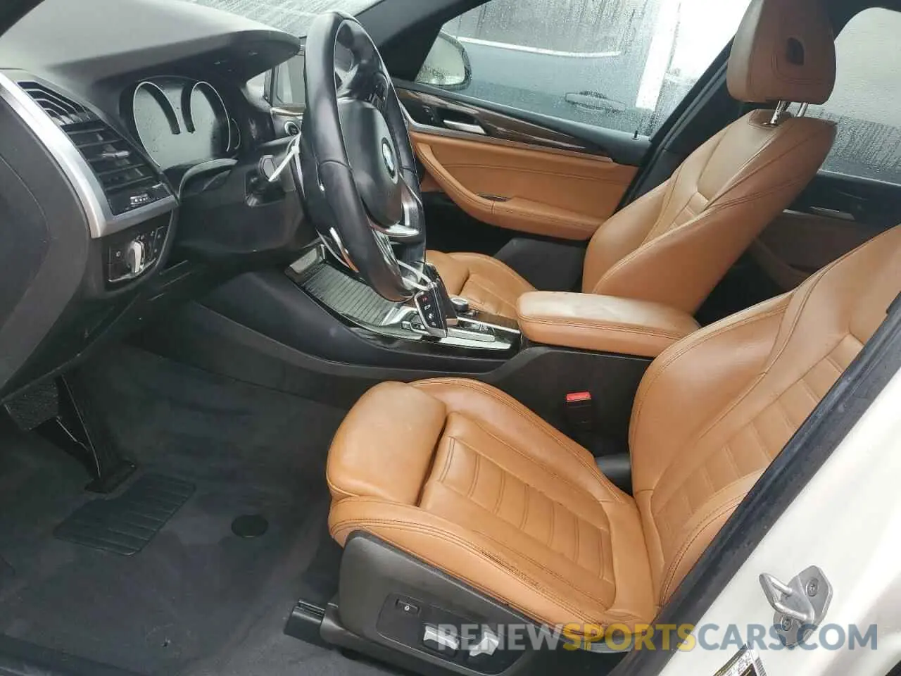 7 Photograph of a damaged car 5UXTR7C57KLE97800 BMW X3 2019