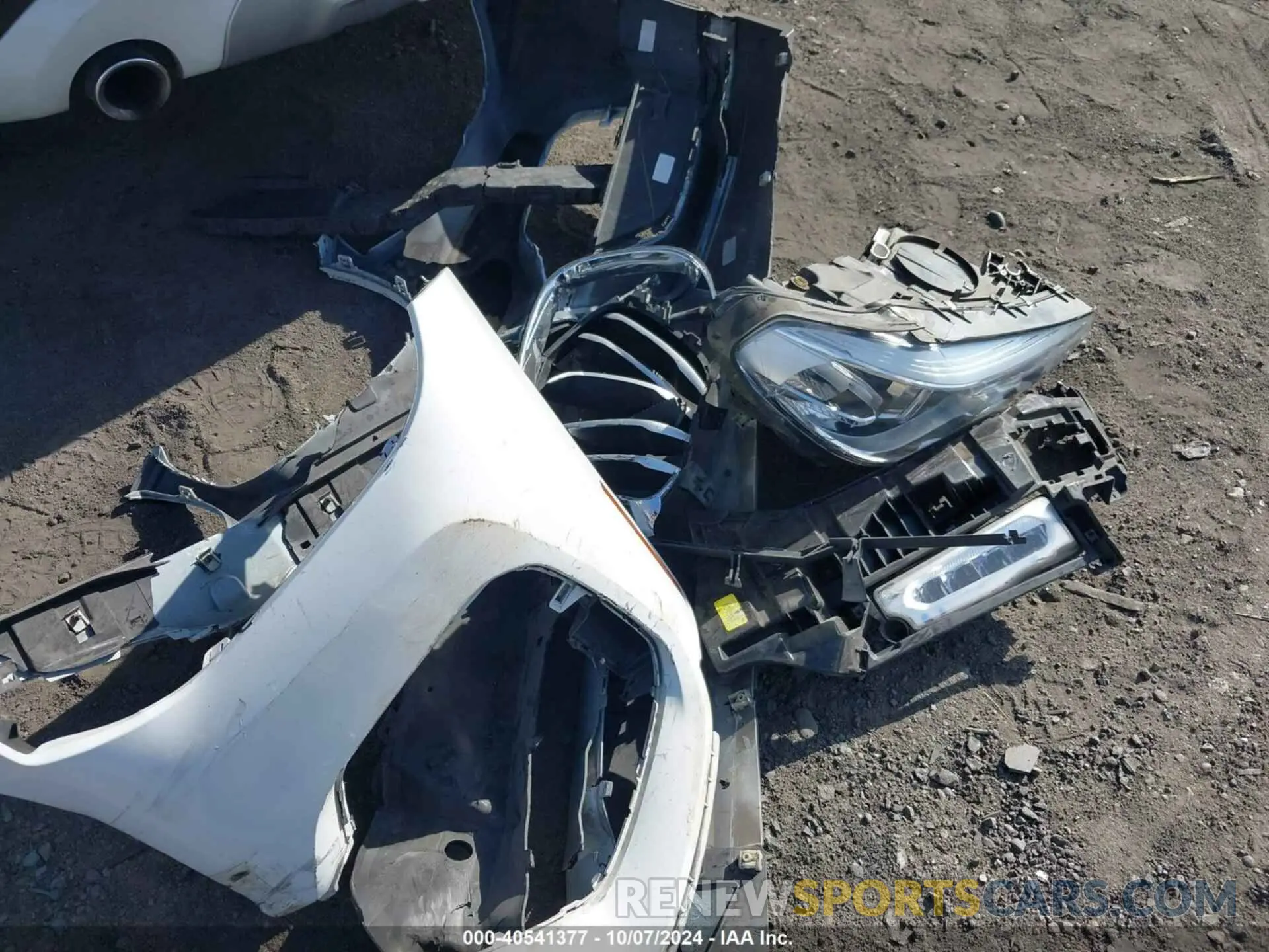 12 Photograph of a damaged car 5UXTR7C57KLF24302 BMW X3 2019