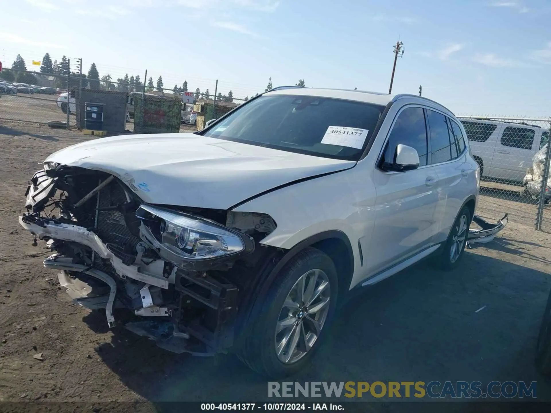 15 Photograph of a damaged car 5UXTR7C57KLF24302 BMW X3 2019