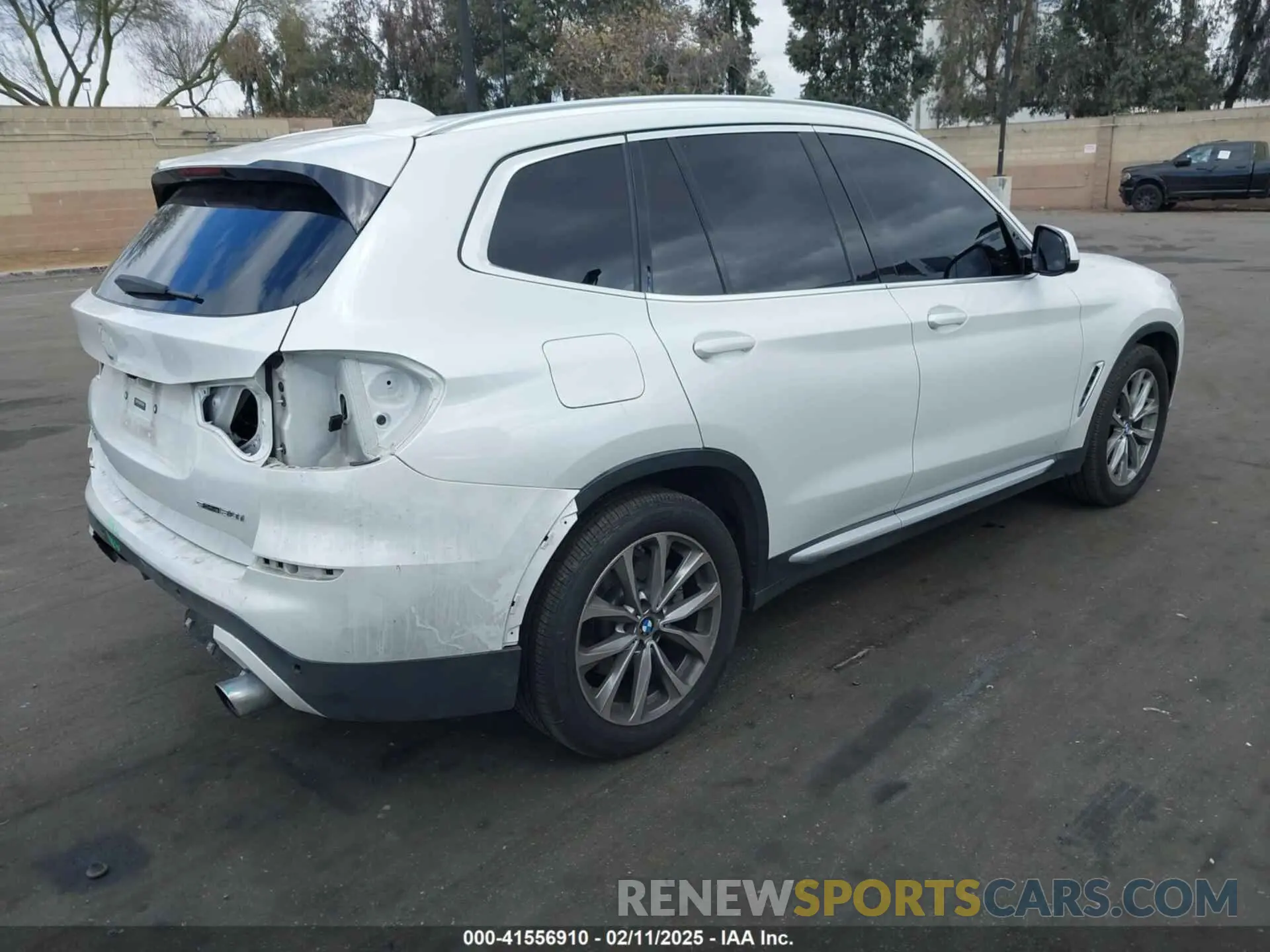 4 Photograph of a damaged car 5UXTR7C57KLF26406 BMW X3 2019