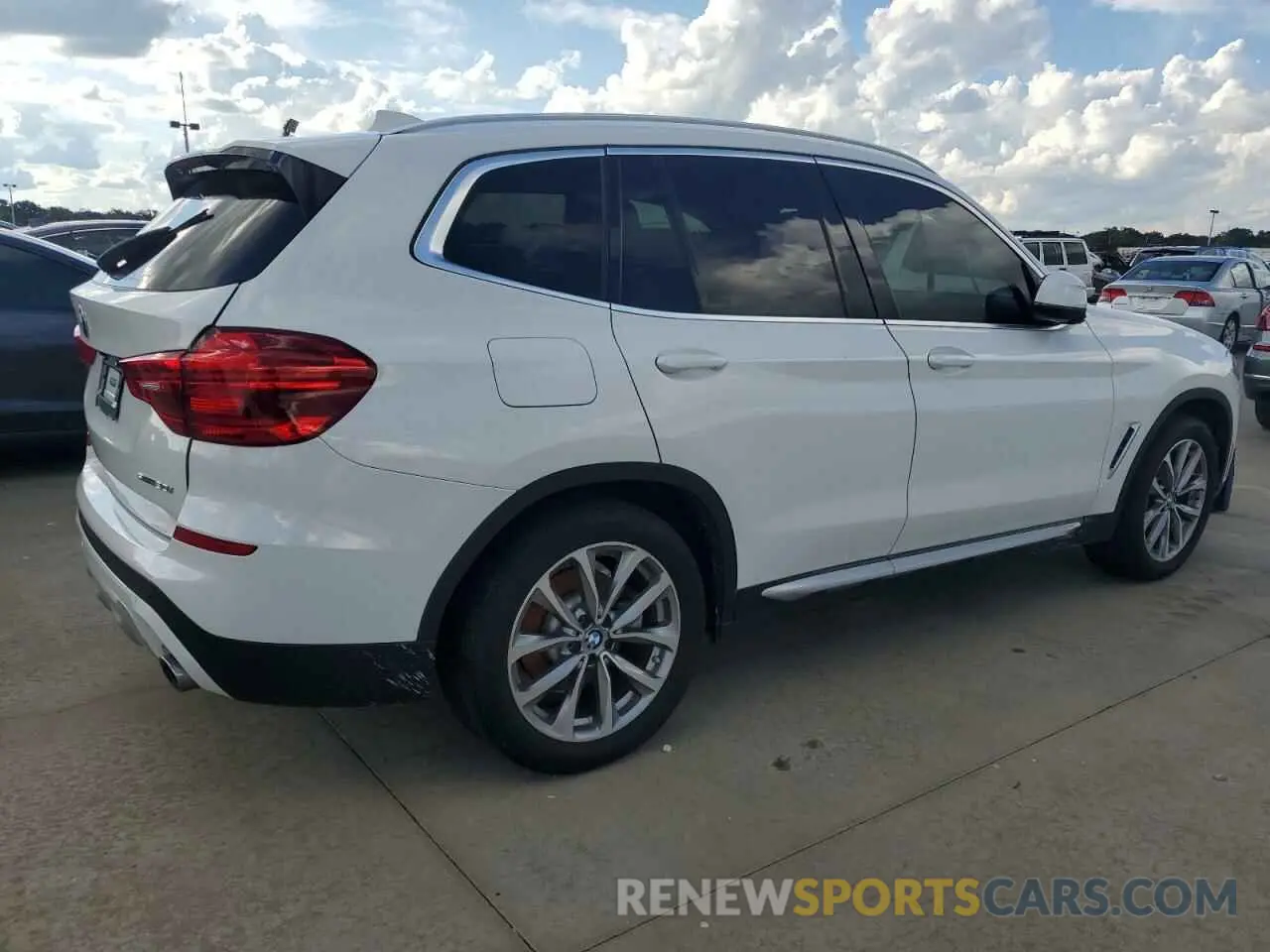 3 Photograph of a damaged car 5UXTR7C57KLR53341 BMW X3 2019