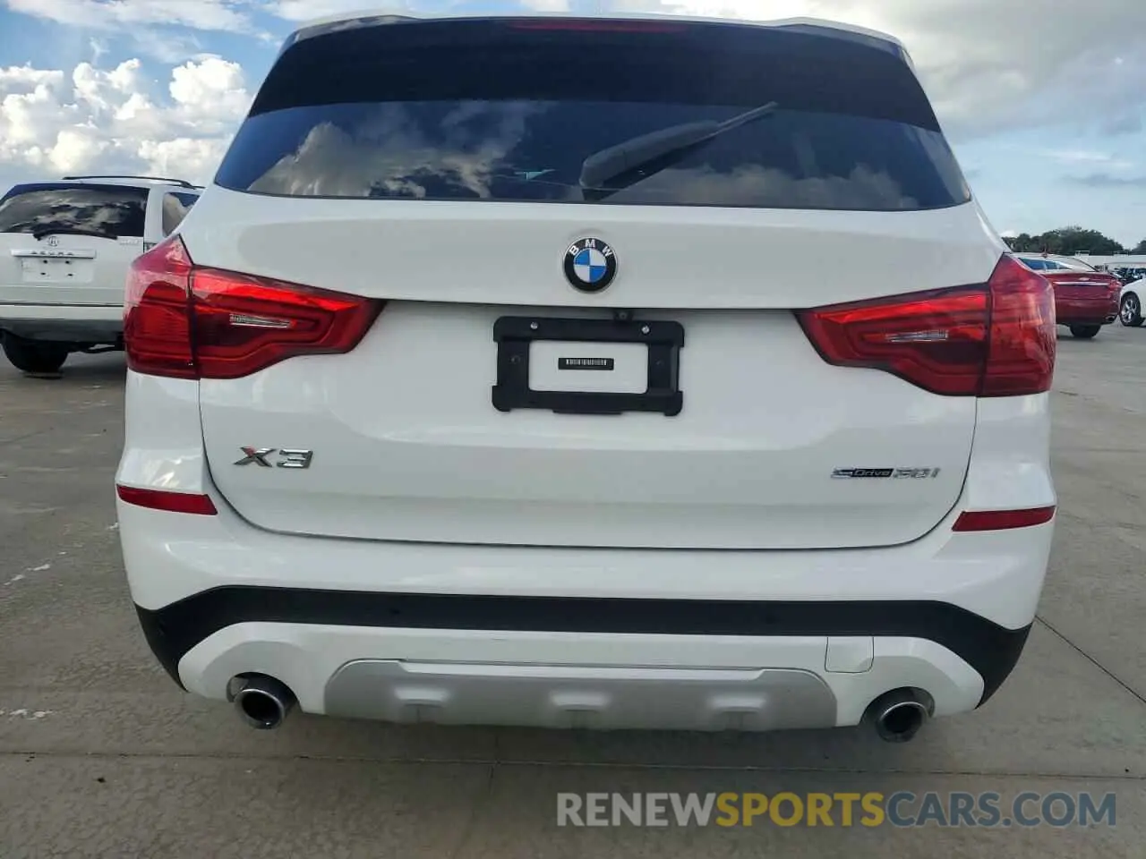 6 Photograph of a damaged car 5UXTR7C57KLR53341 BMW X3 2019