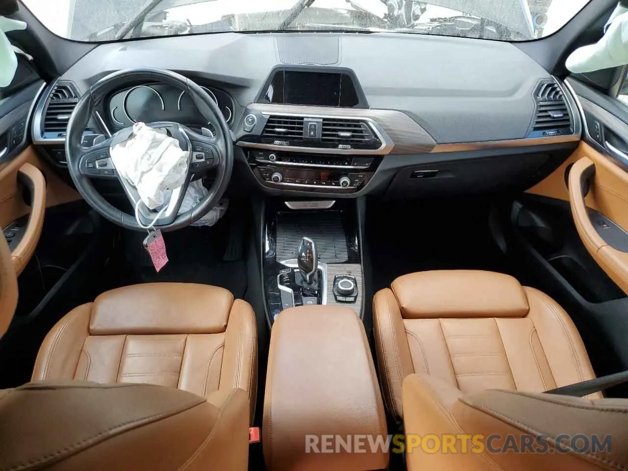 8 Photograph of a damaged car 5UXTR7C58KLE96509 BMW X3 2019