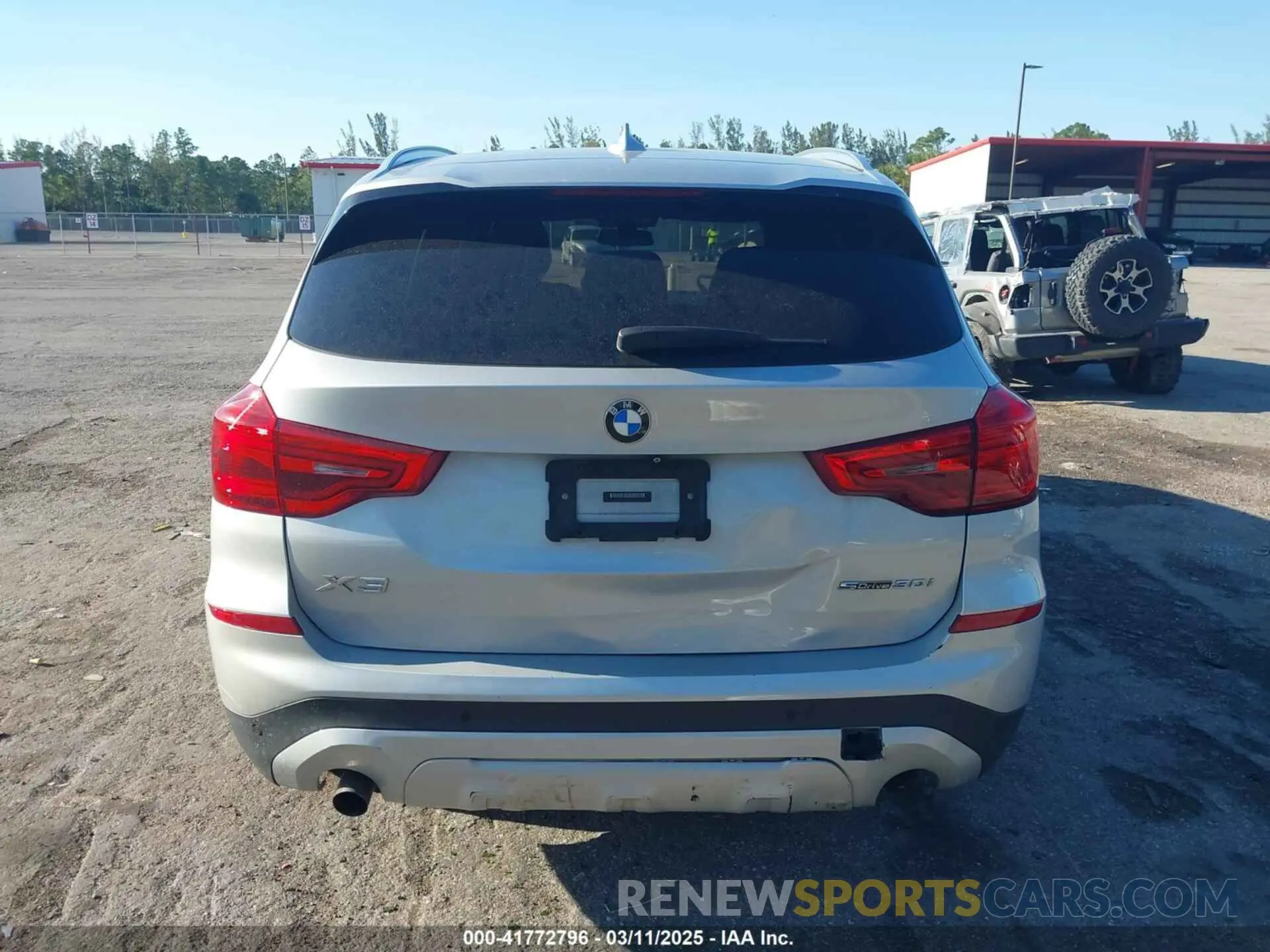 16 Photograph of a damaged car 5UXTR7C58KLF26673 BMW X3 2019