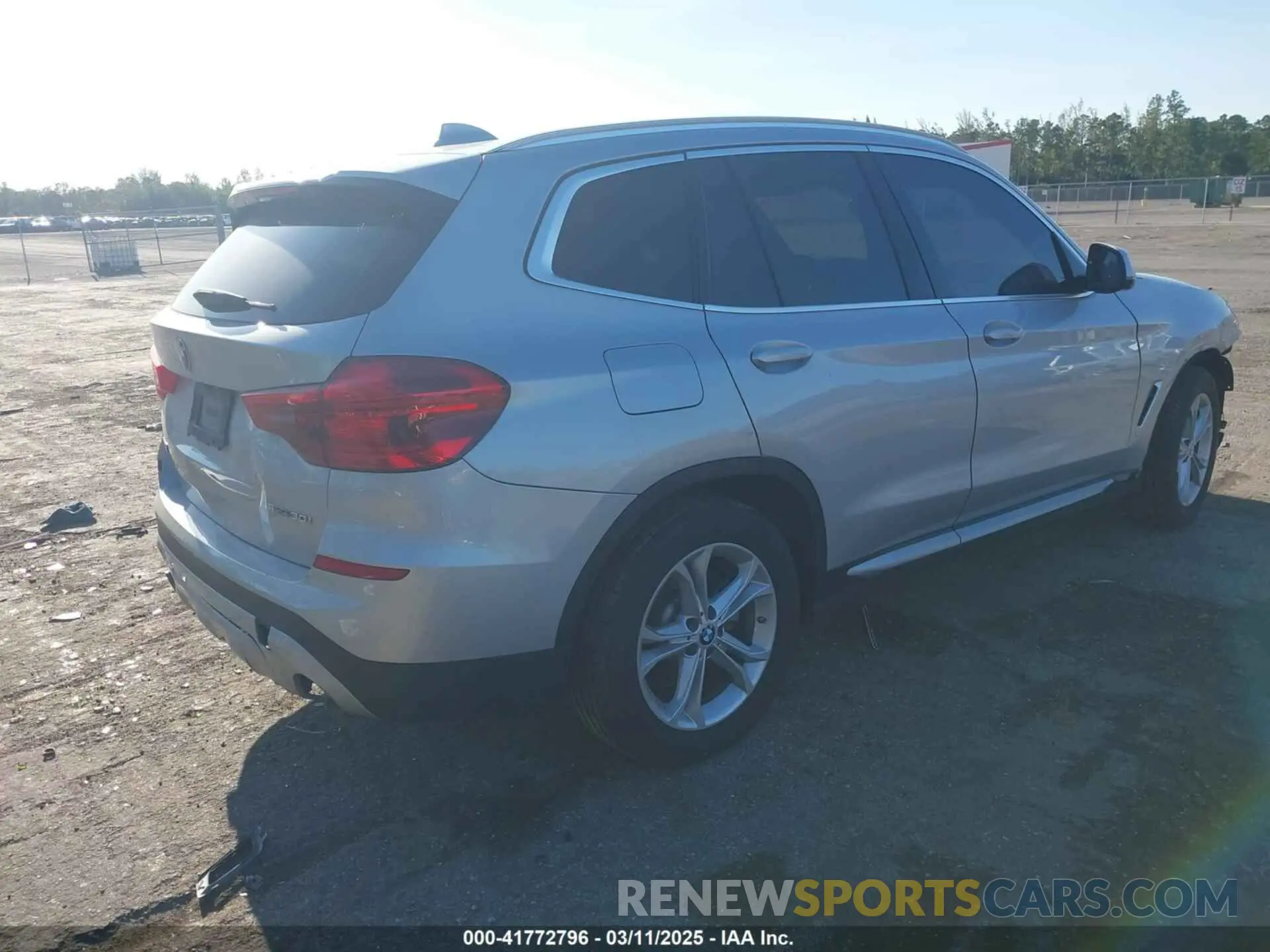 4 Photograph of a damaged car 5UXTR7C58KLF26673 BMW X3 2019