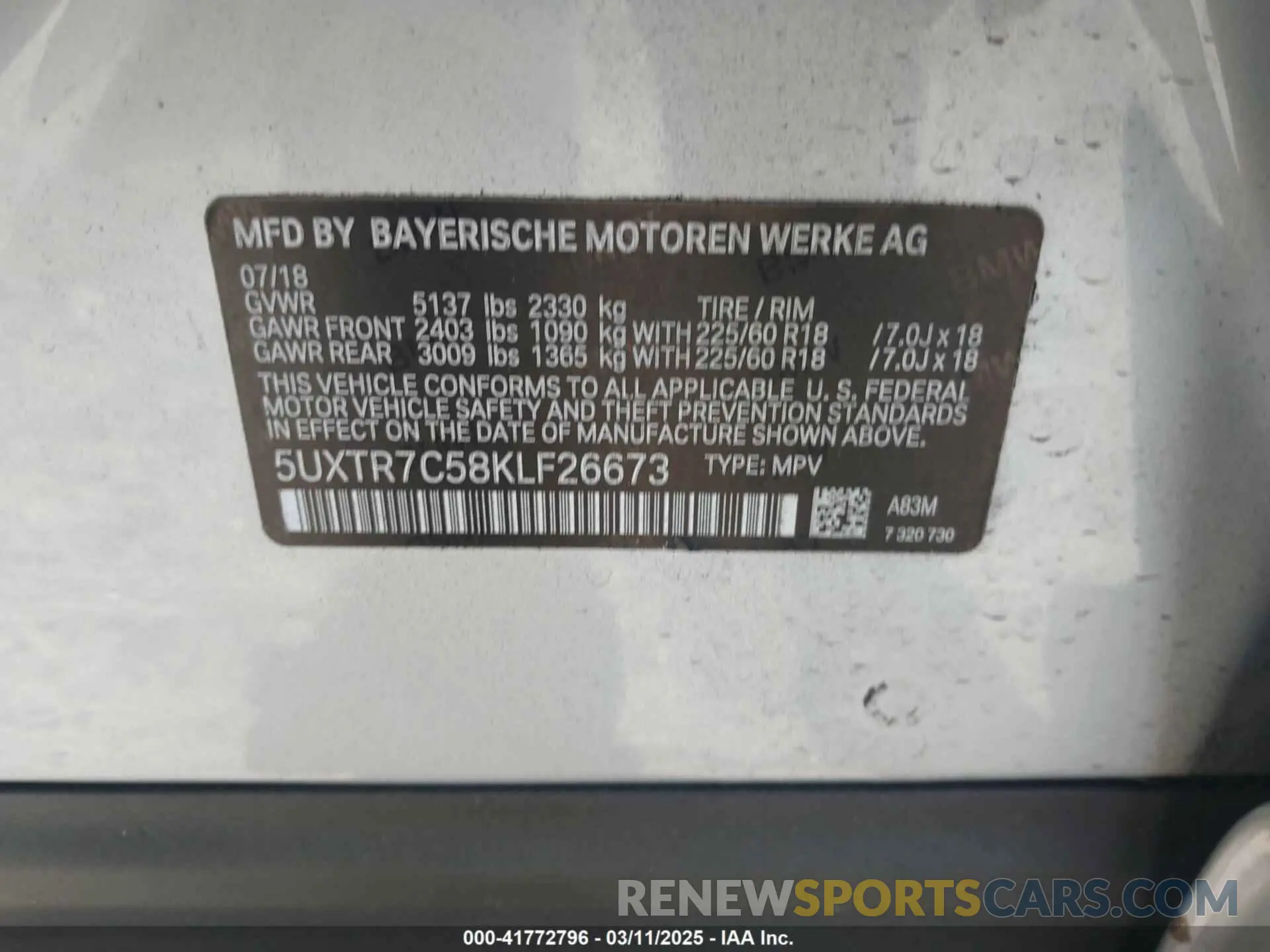 9 Photograph of a damaged car 5UXTR7C58KLF26673 BMW X3 2019