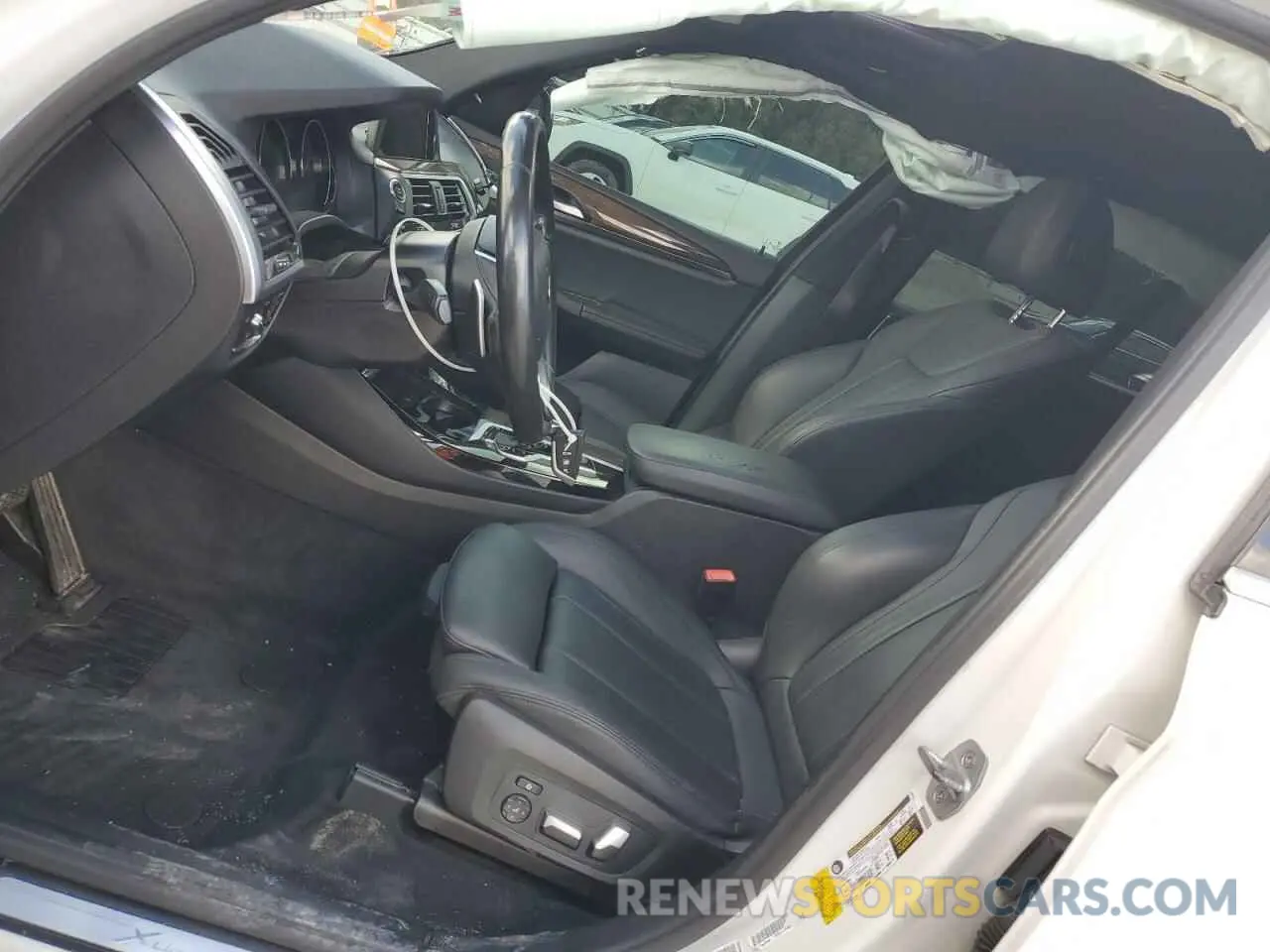 7 Photograph of a damaged car 5UXTR7C58KLF29279 BMW X3 2019