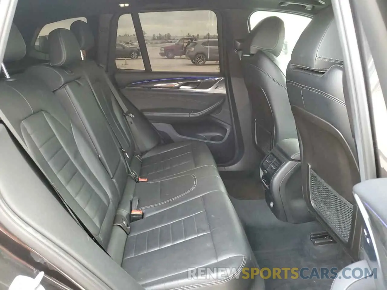 11 Photograph of a damaged car 5UXTR7C58KLF29363 BMW X3 2019