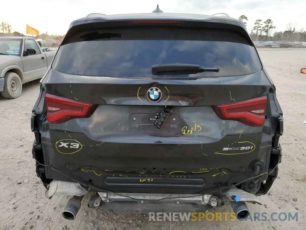 6 Photograph of a damaged car 5UXTR7C58KLF29363 BMW X3 2019