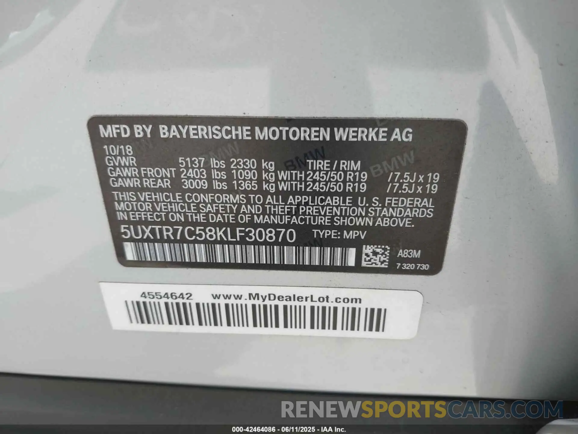 9 Photograph of a damaged car 5UXTR7C58KLF30870 BMW X3 2019