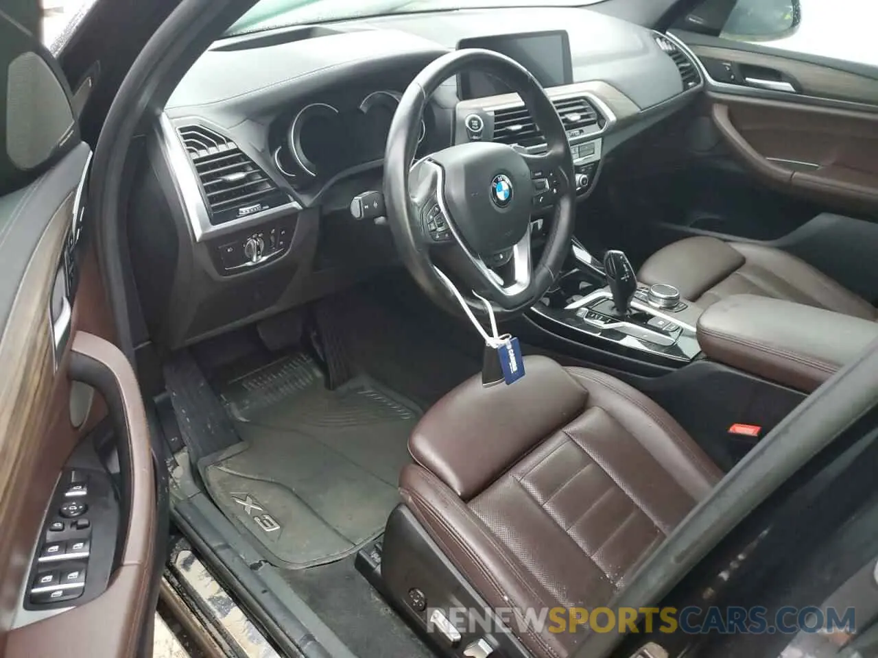 8 Photograph of a damaged car 5UXTR7C58KLF31274 BMW X3 2019