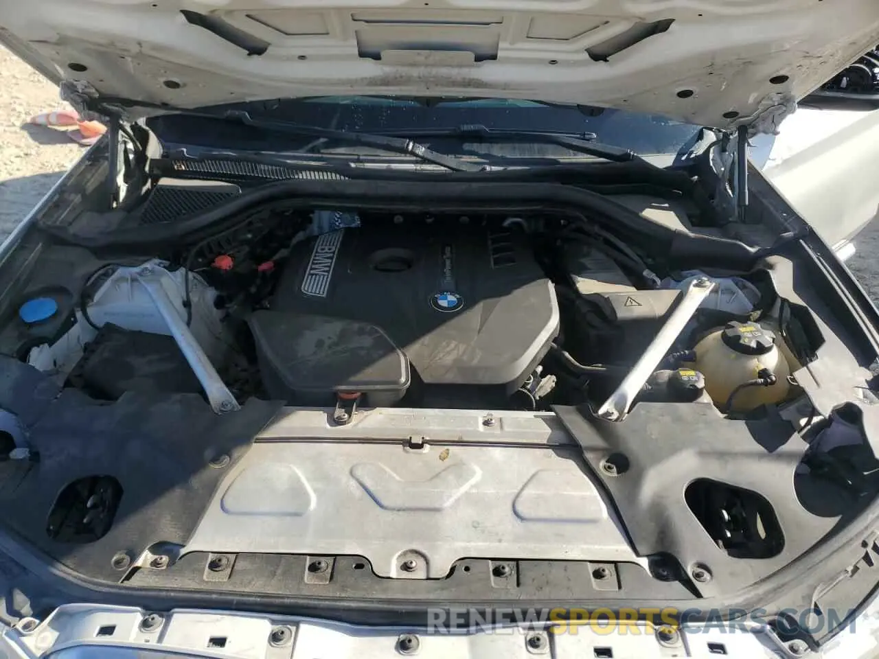 12 Photograph of a damaged car 5UXTR7C58KLF32845 BMW X3 2019