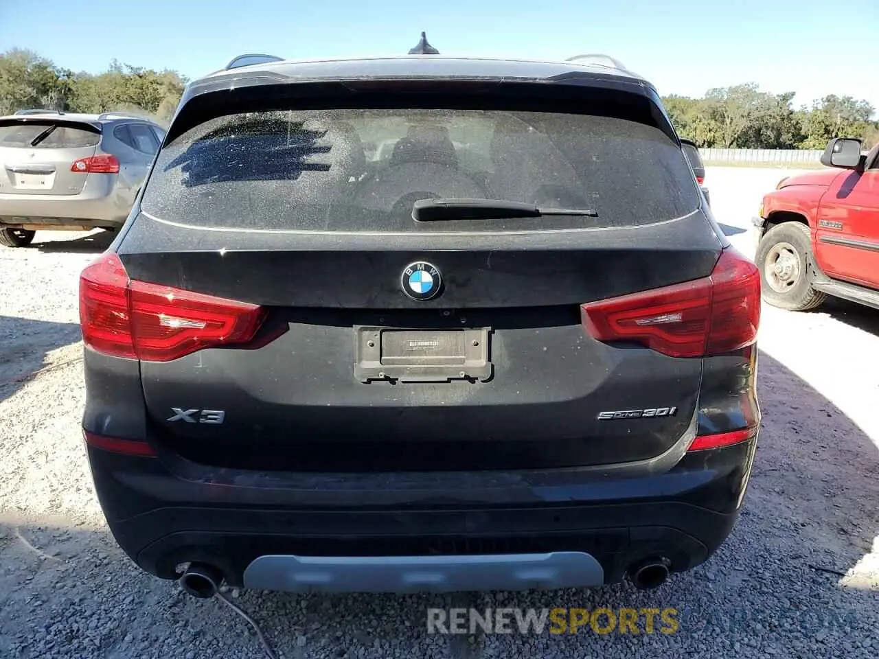 6 Photograph of a damaged car 5UXTR7C58KLF33994 BMW X3 2019